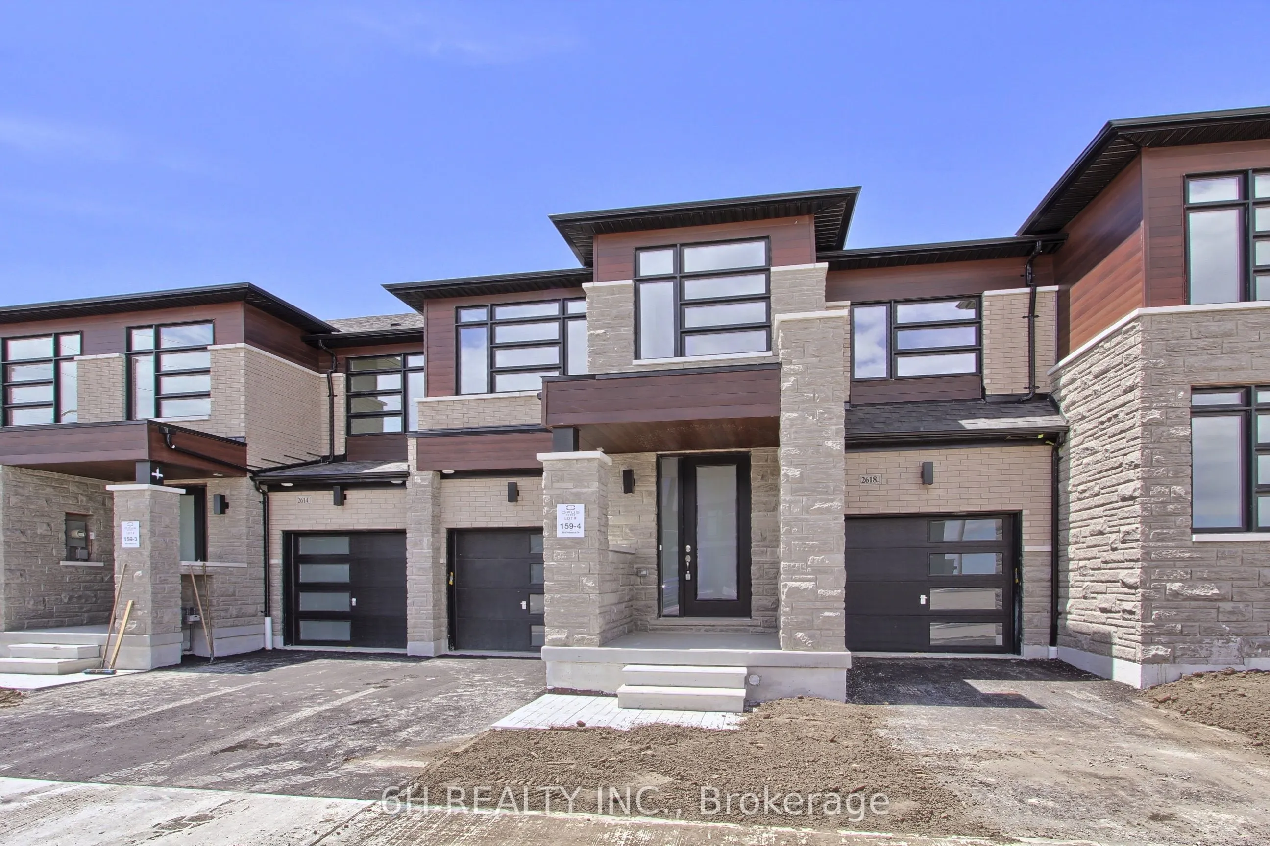 2616 Hibiscus Drive
