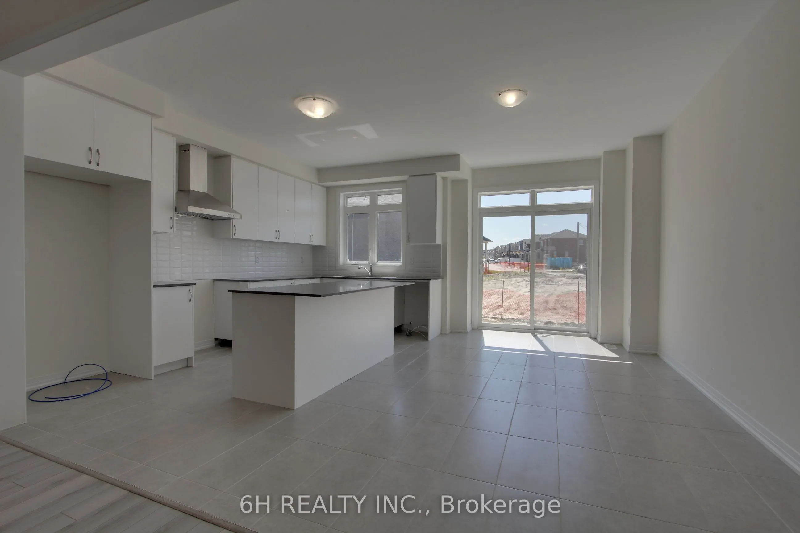 2608 Hibiscus Drive