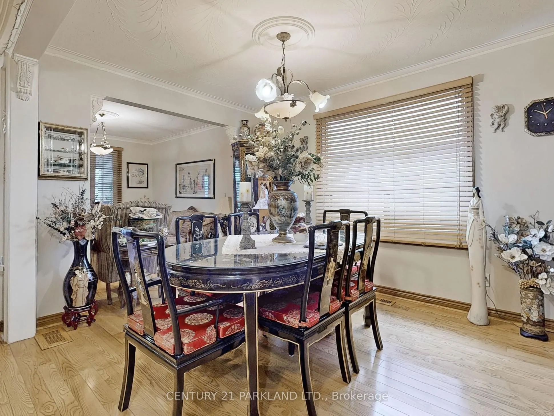 526 Milverton Boulevard