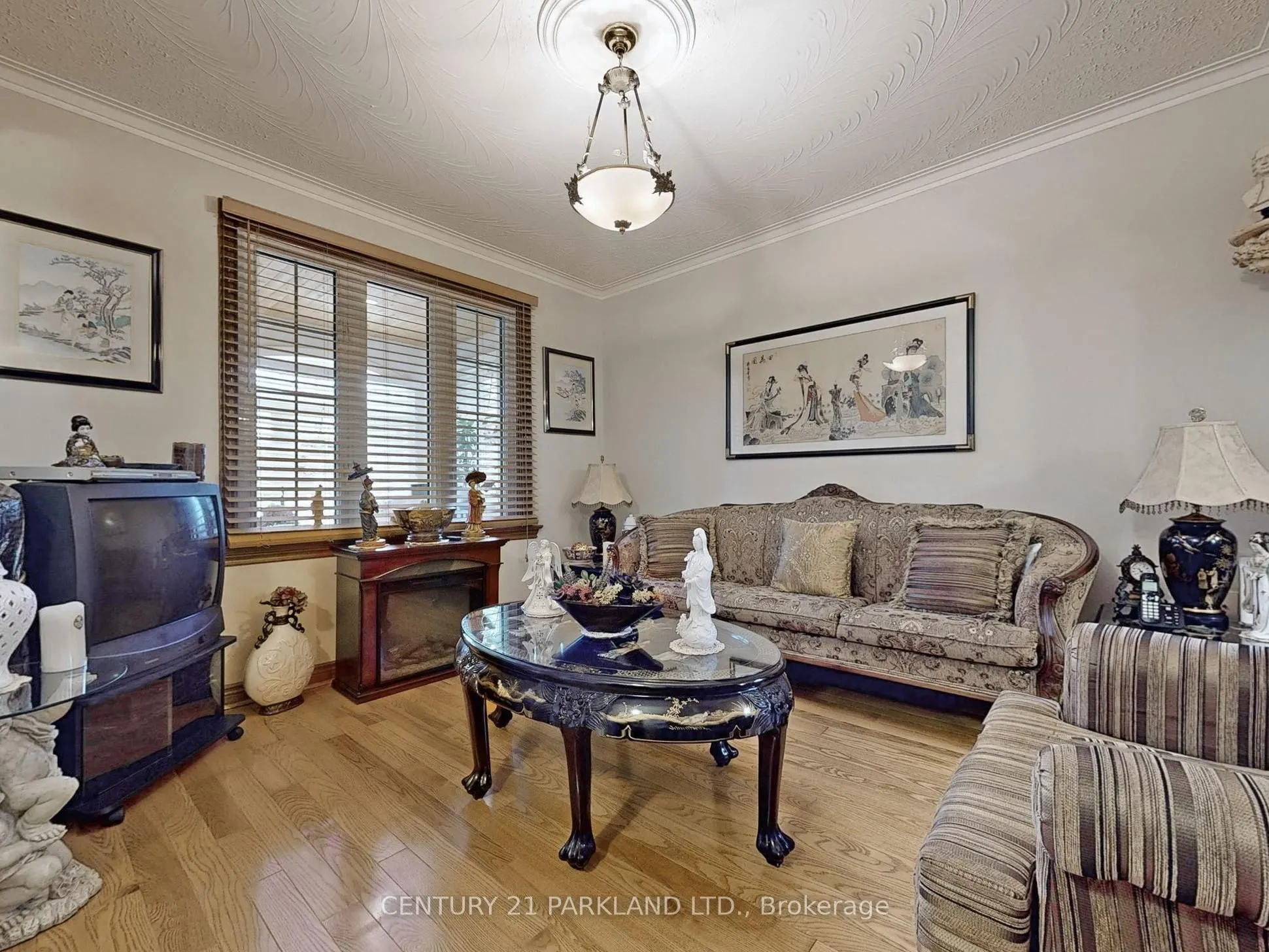 526 Milverton Boulevard