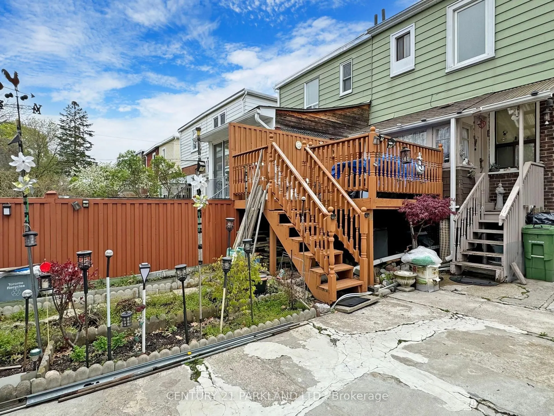 526 Milverton Boulevard