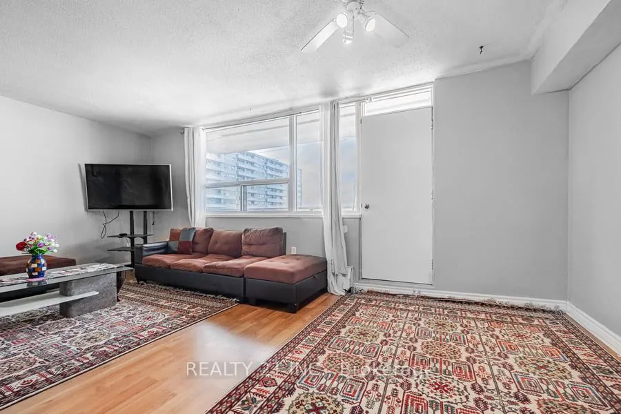 180 Markham Road, #512