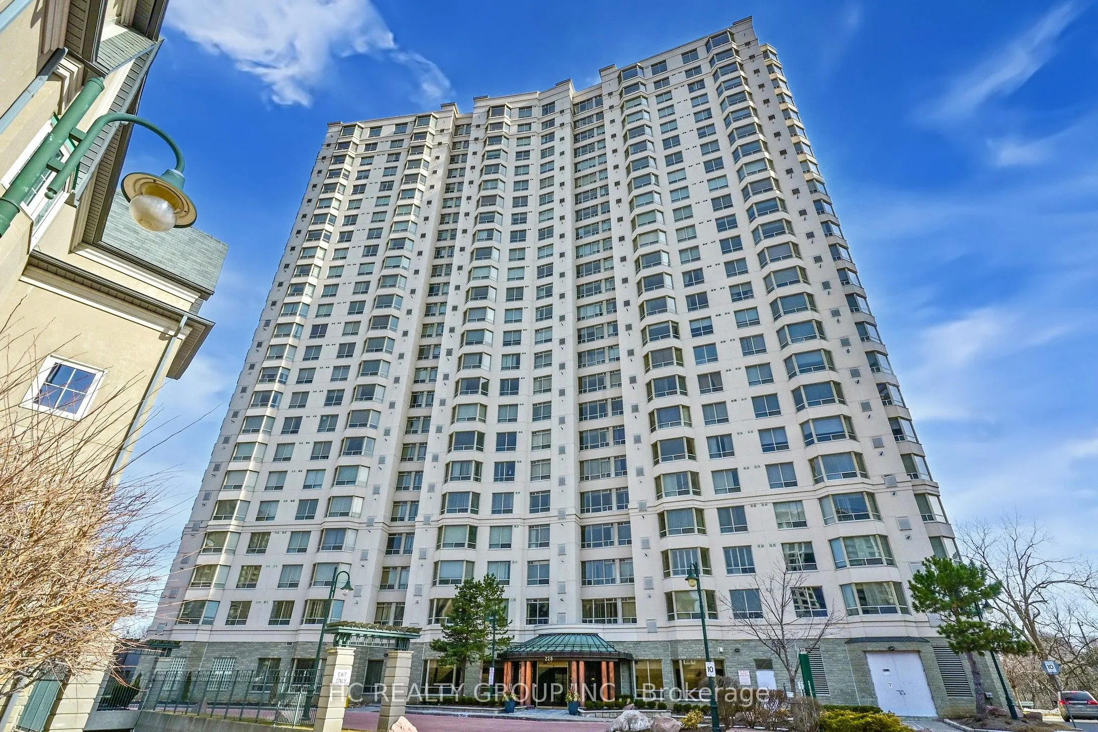 228 Bonis Avenue, #113