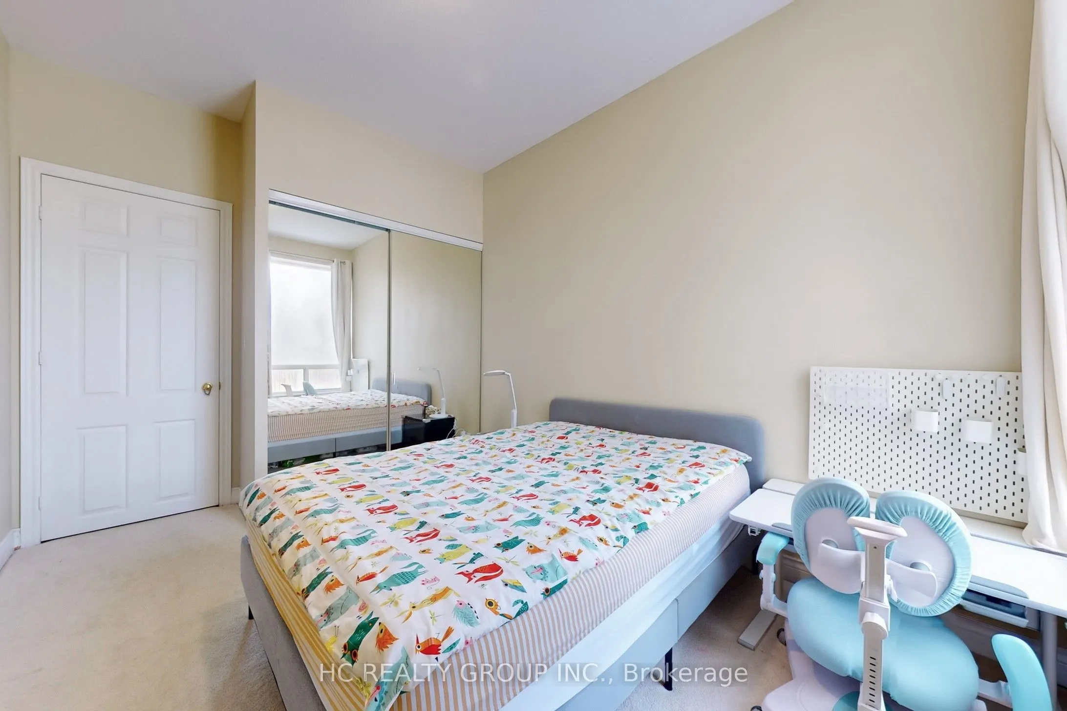 228 Bonis Avenue, #113