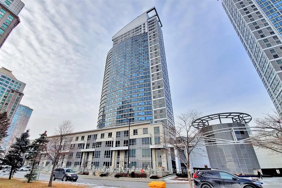 36 Lee Centre Drive, #911