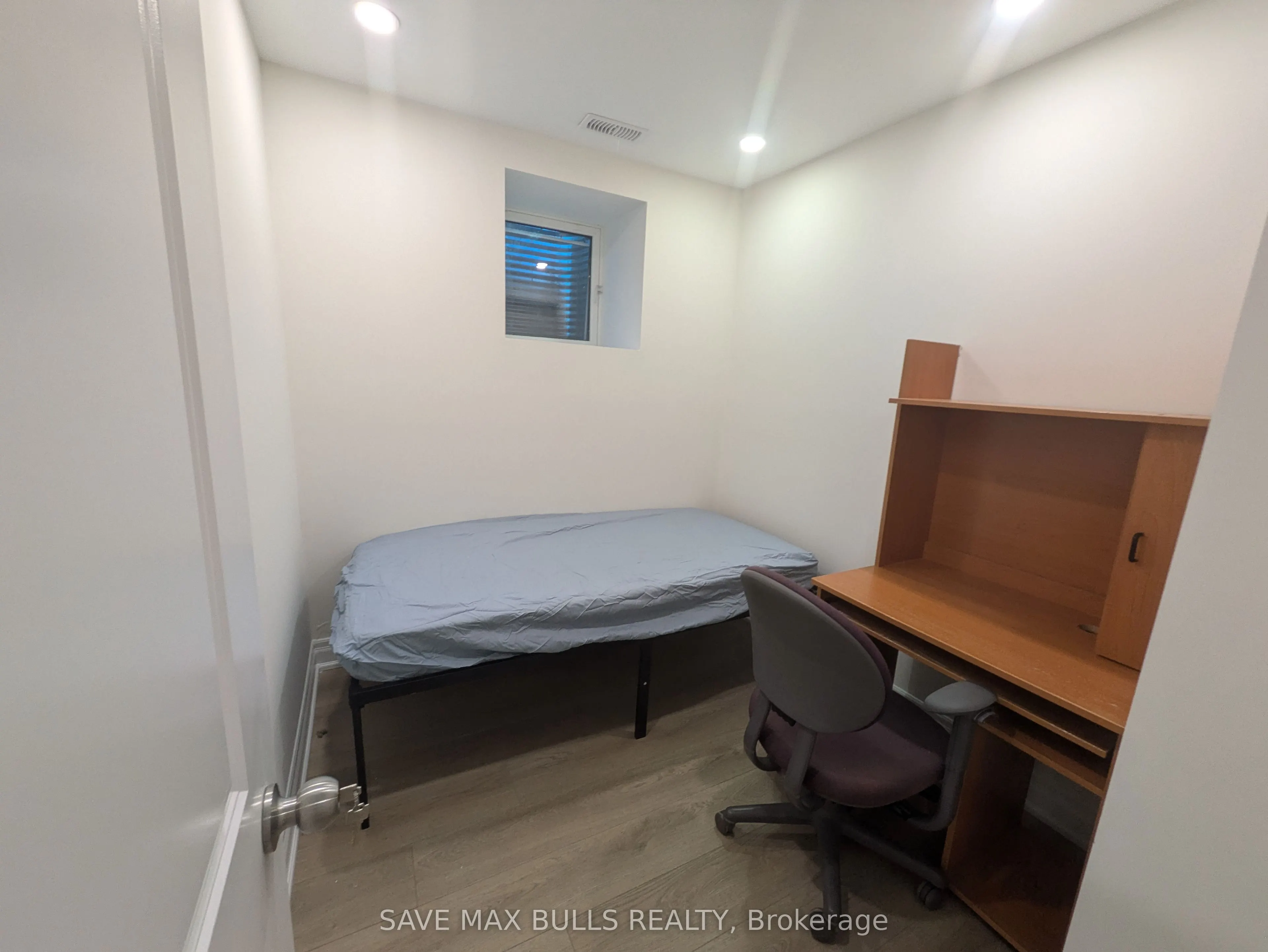 34 Rodda Boulevard