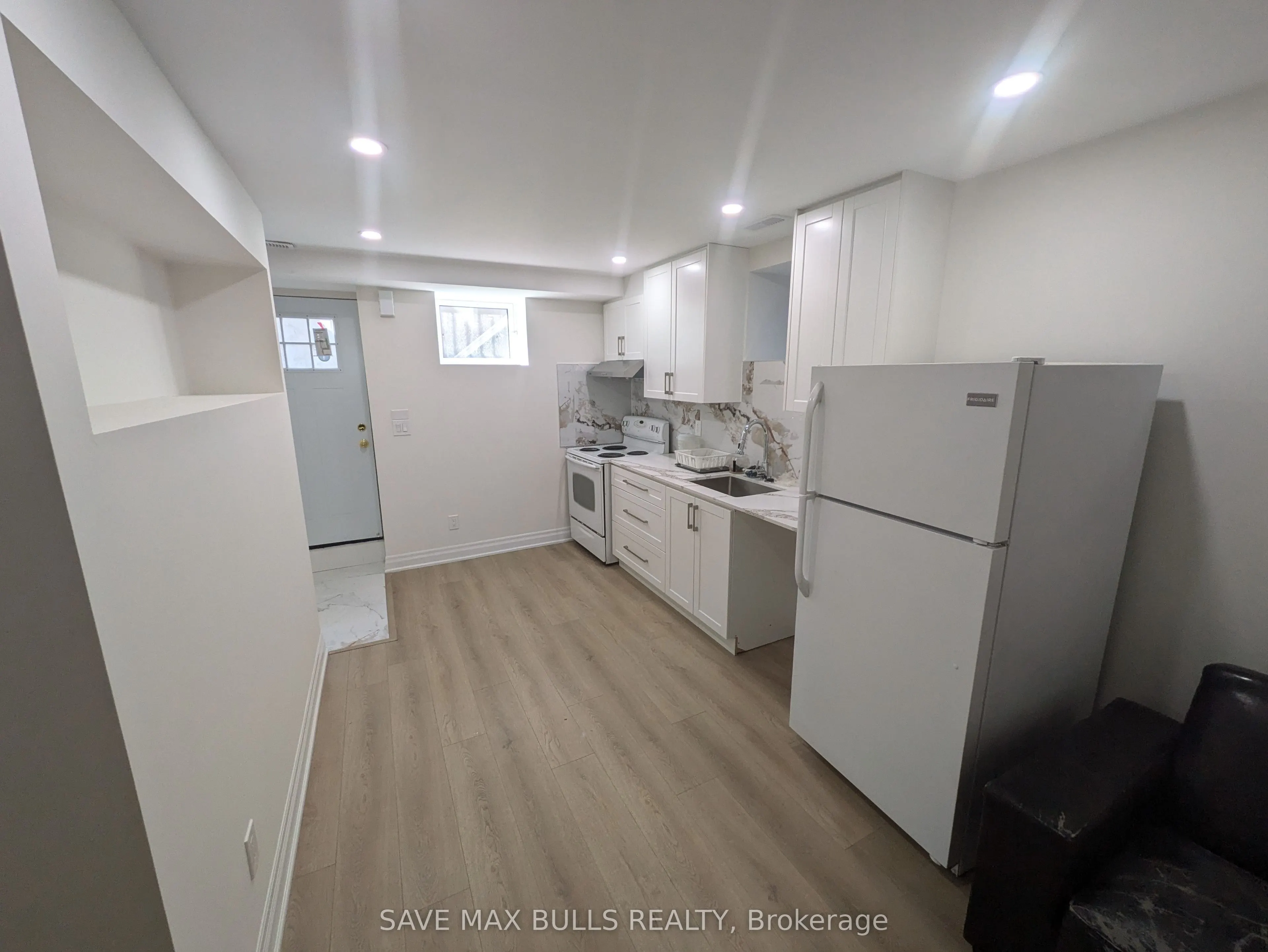 34 Rodda Boulevard