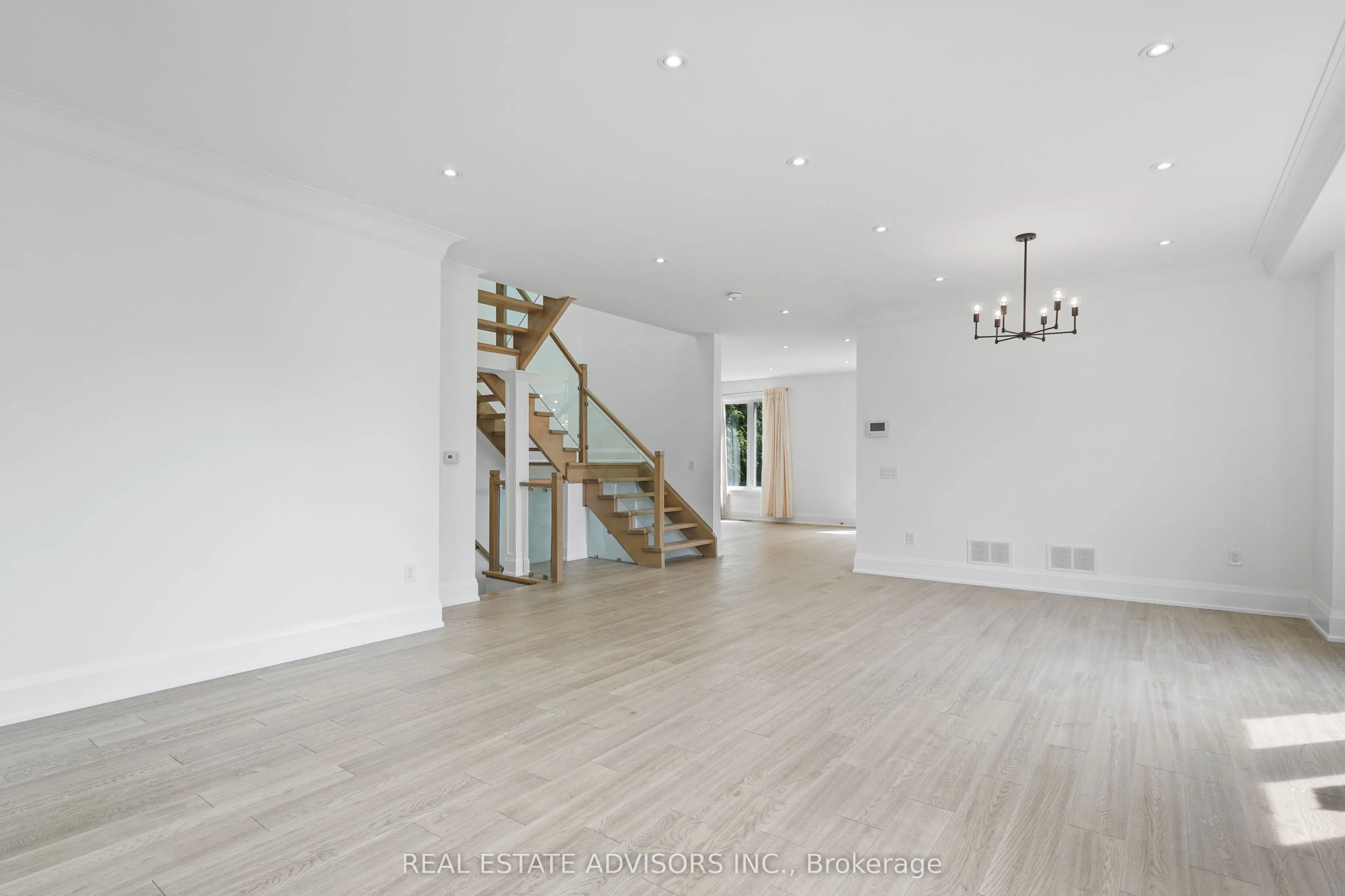 69 Fenwood Heights