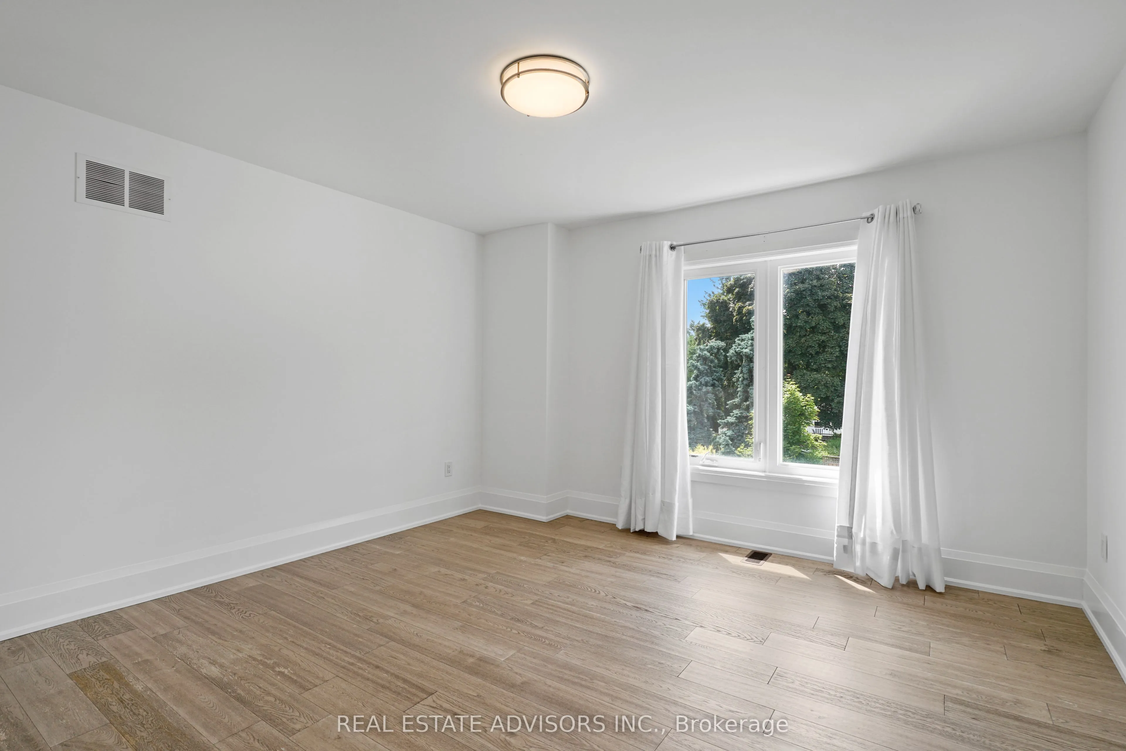 69 Fenwood Heights