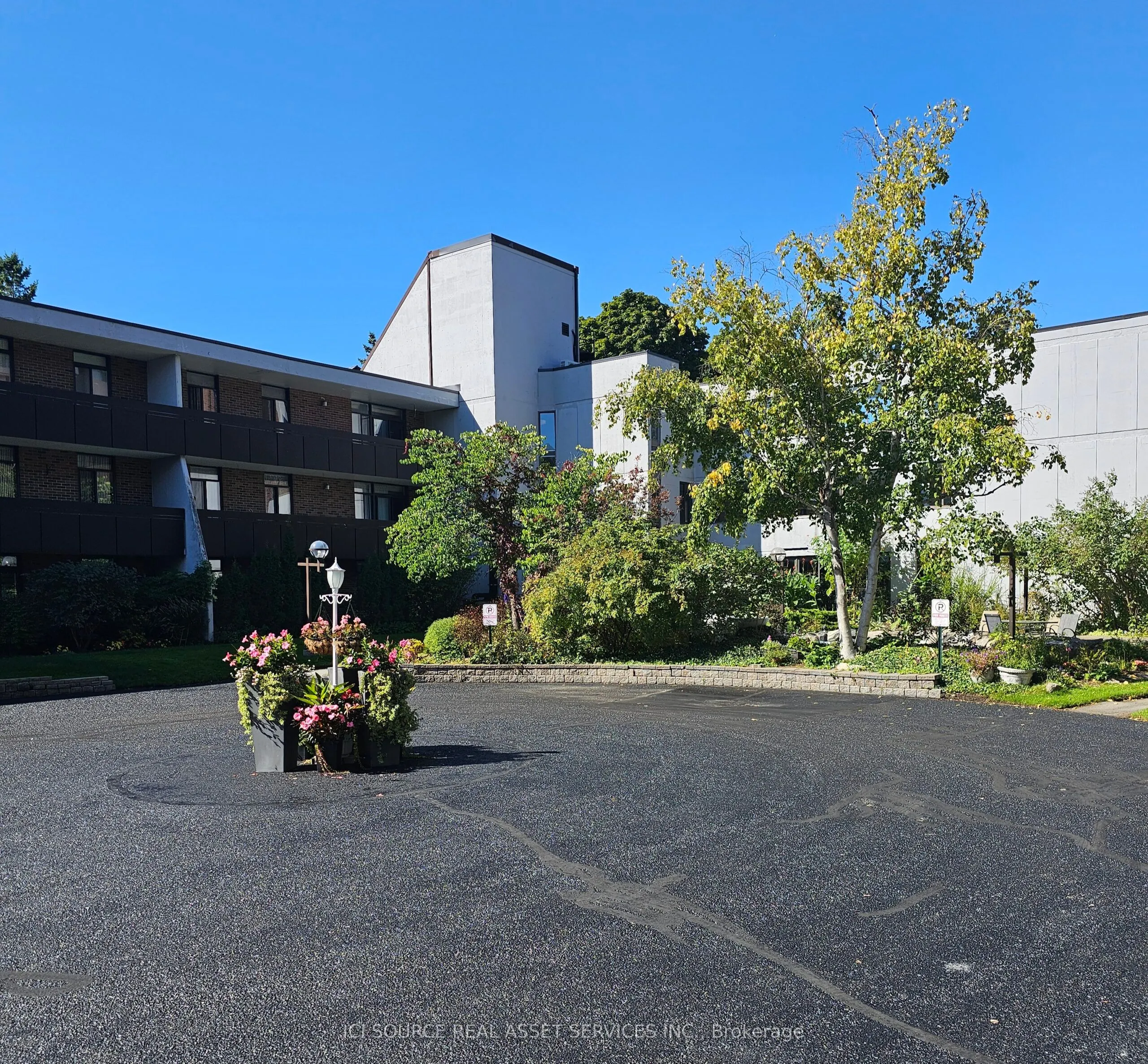 50 Old Kingston Road, #4204