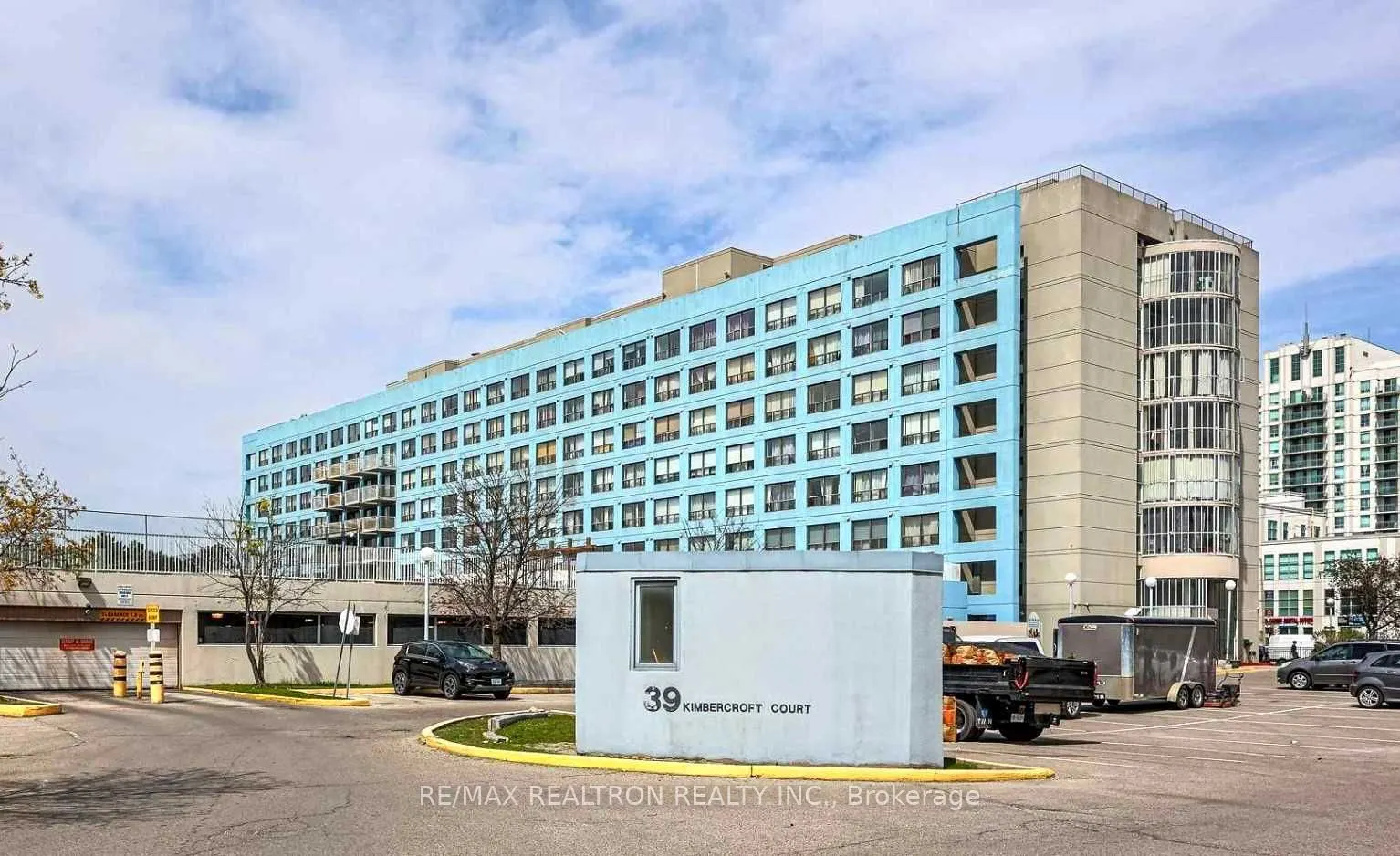 39 Kimbercroft Court, #513
