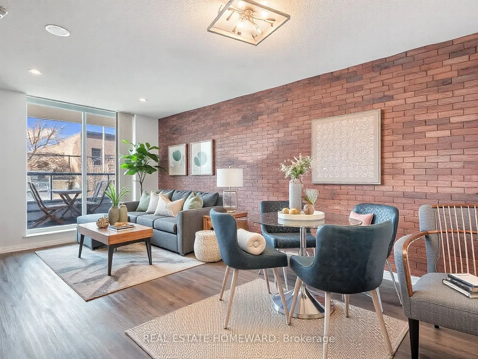 1797 Queen Street E, #206