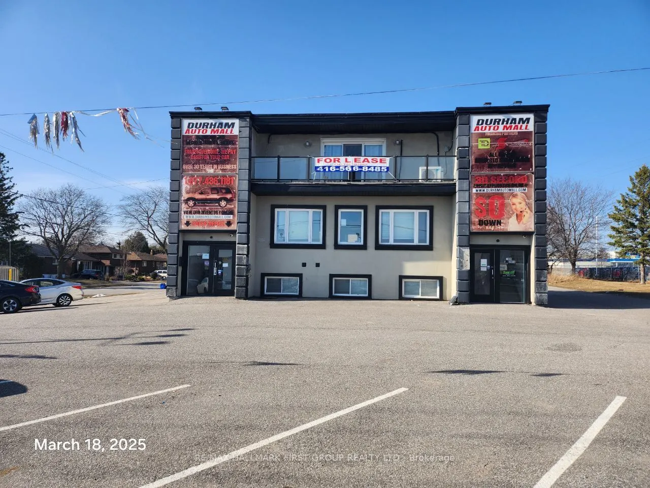 1400 Dundas Street E