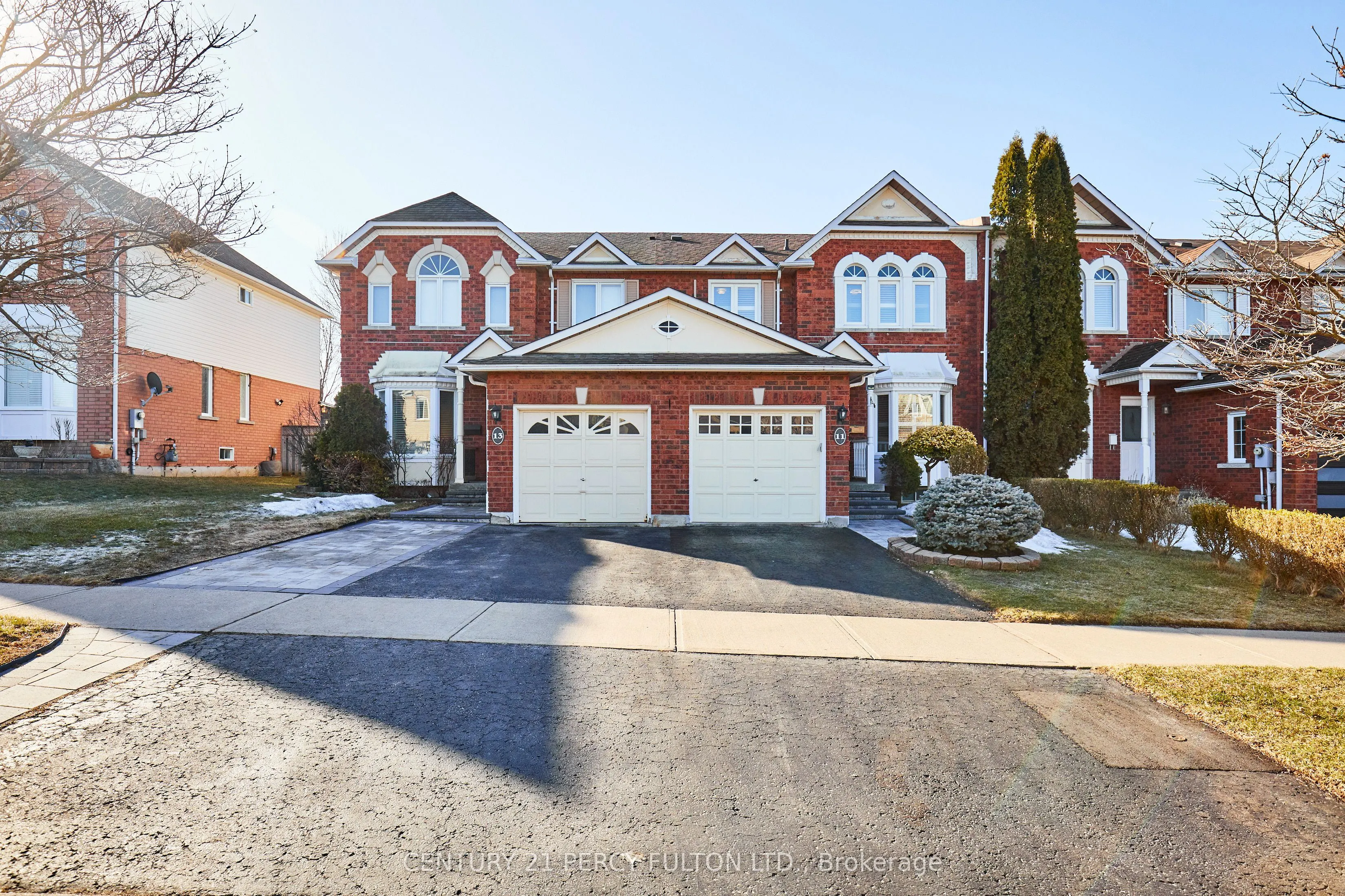 11 Gill Crescent