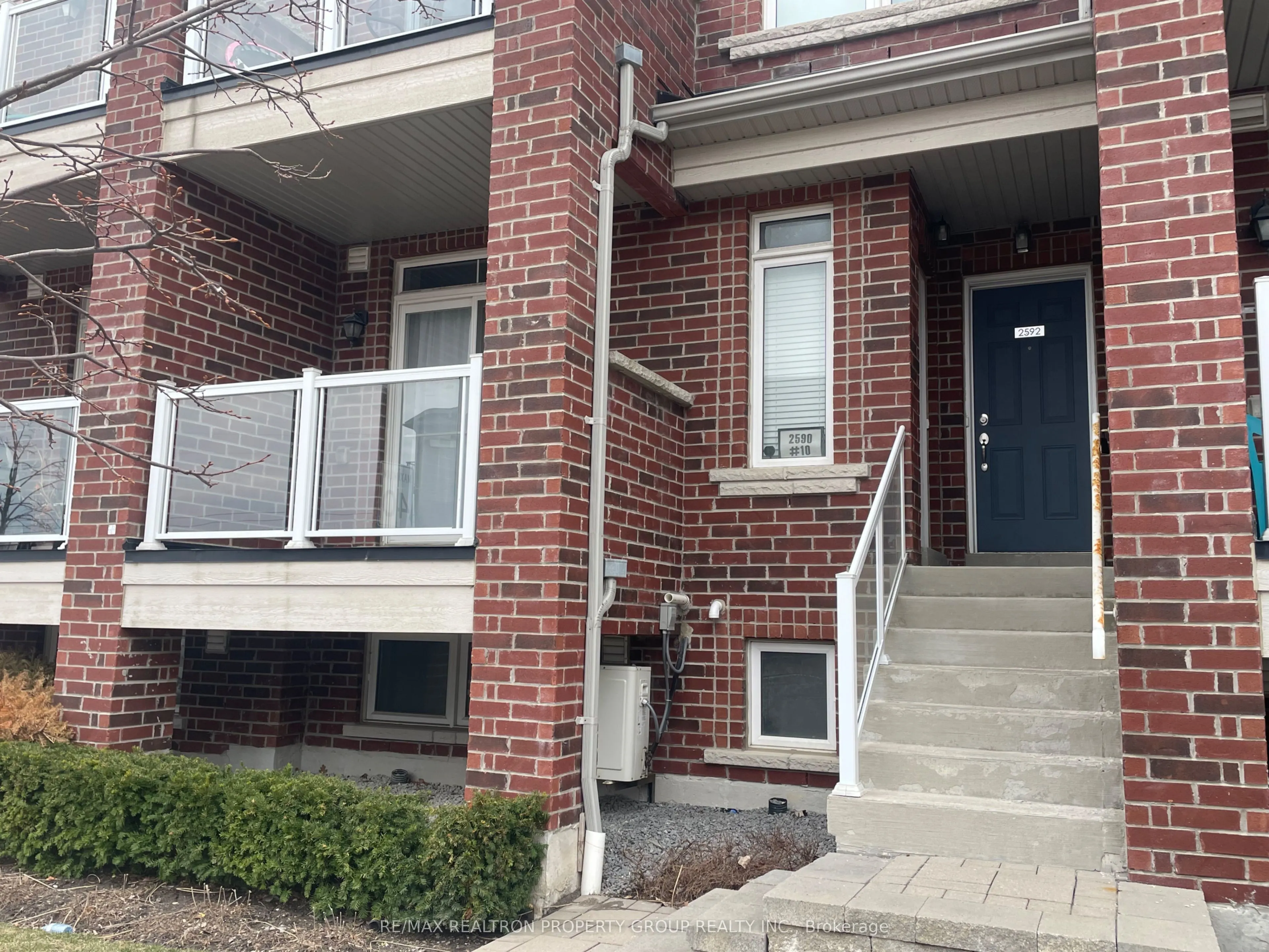 2590 William Jackson Drive, #10