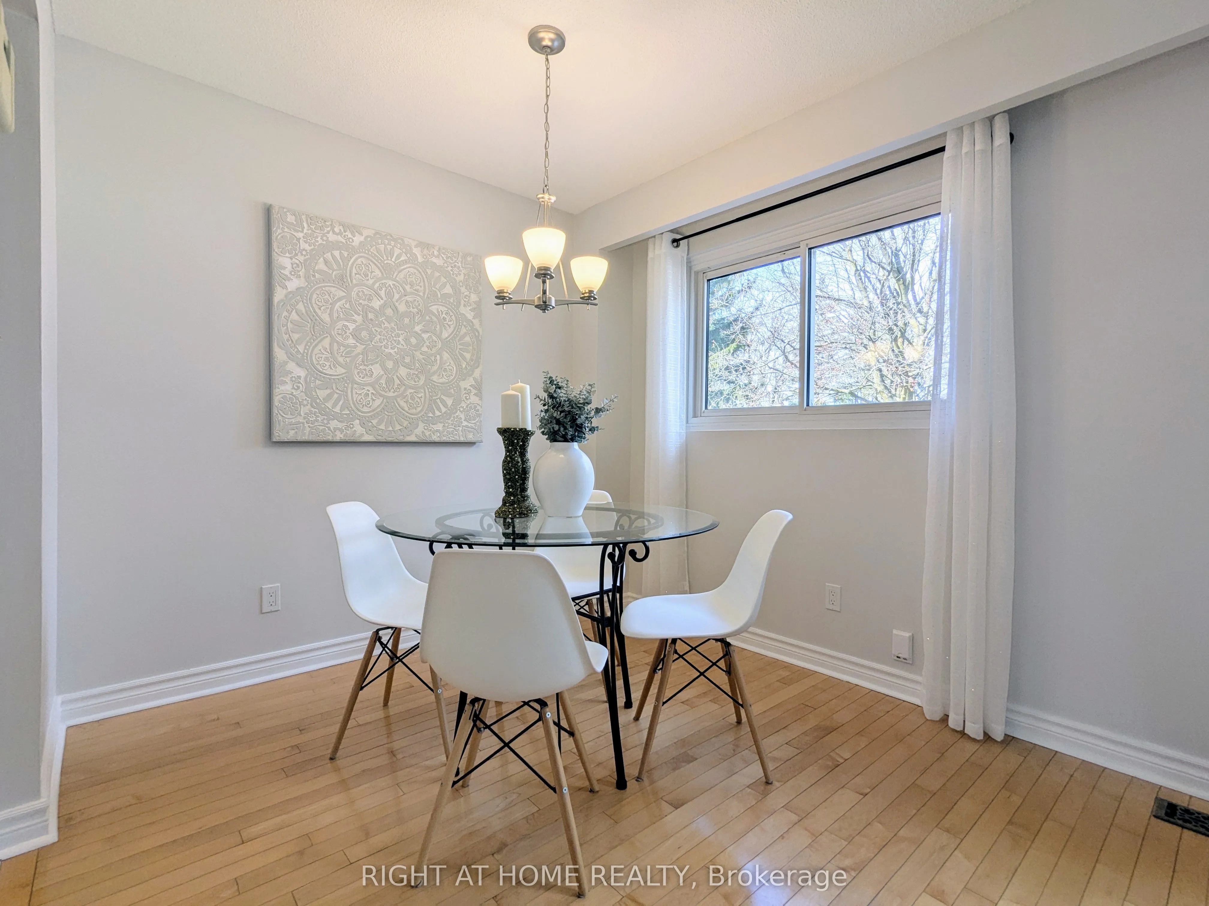 945 Burns Street W #10