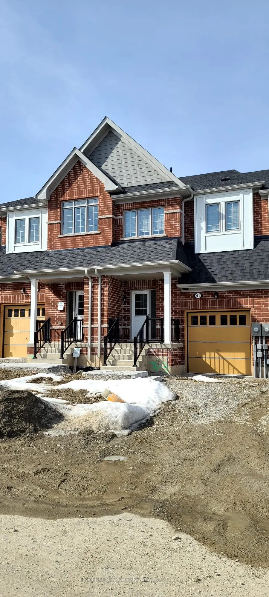 41 RAINES Road S