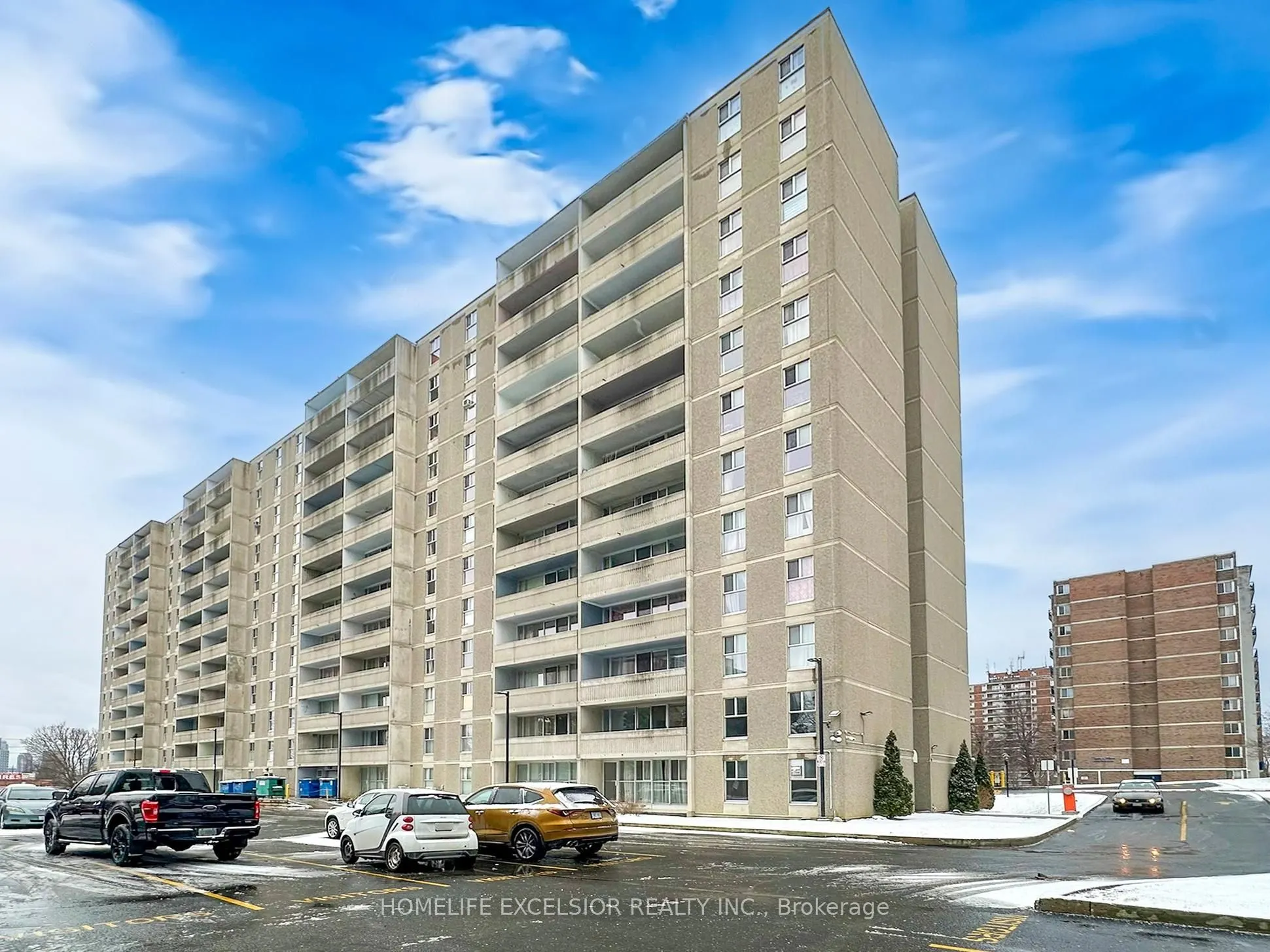 2 Glamorgan Avenue, #202