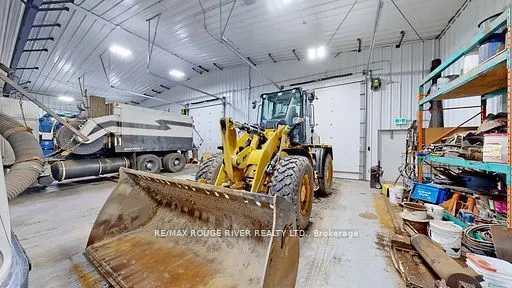 30 Minuk Acres