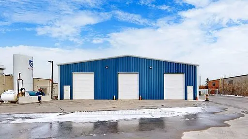30 Minuk Acres