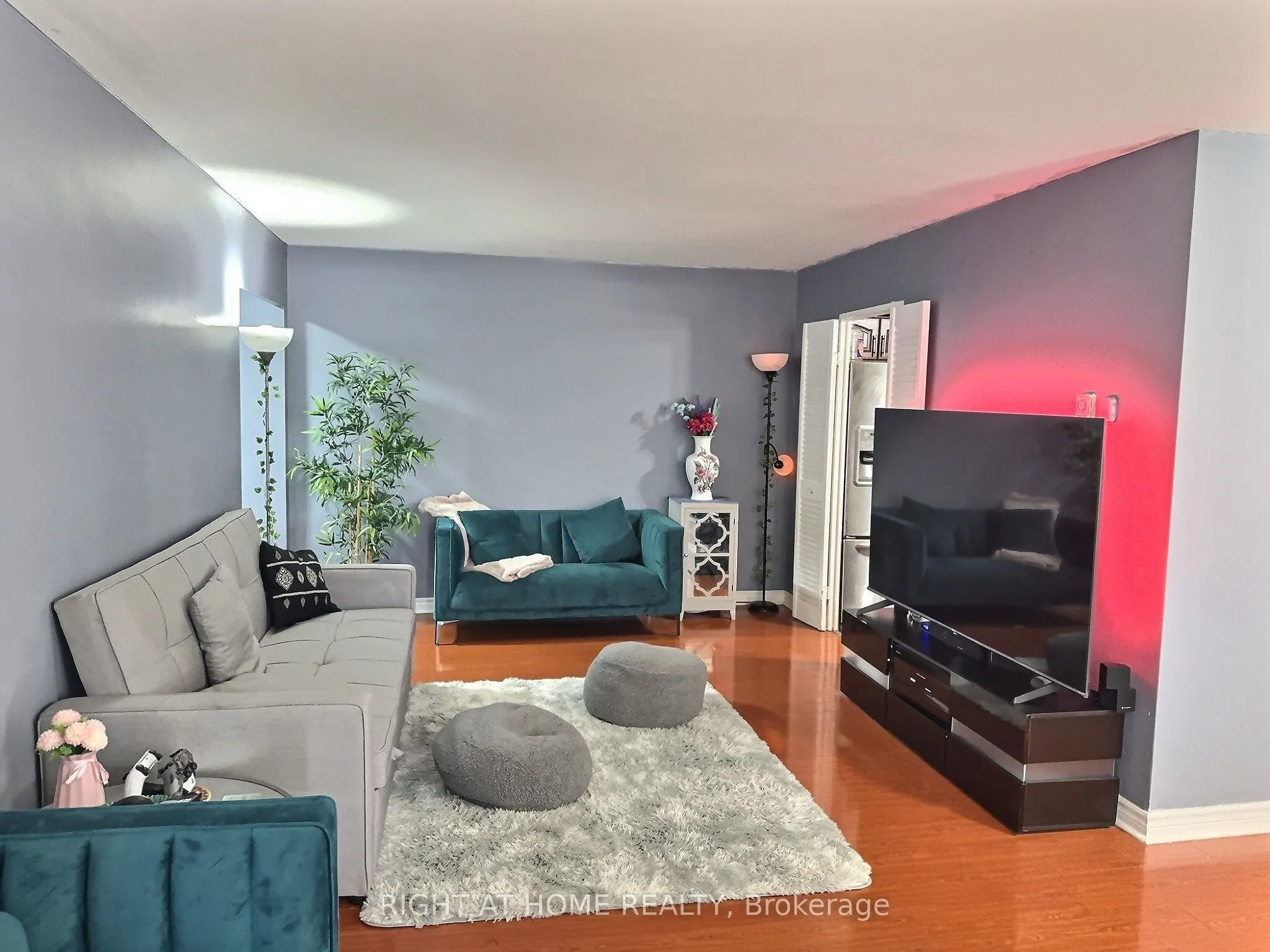 1 Massey Square #1202