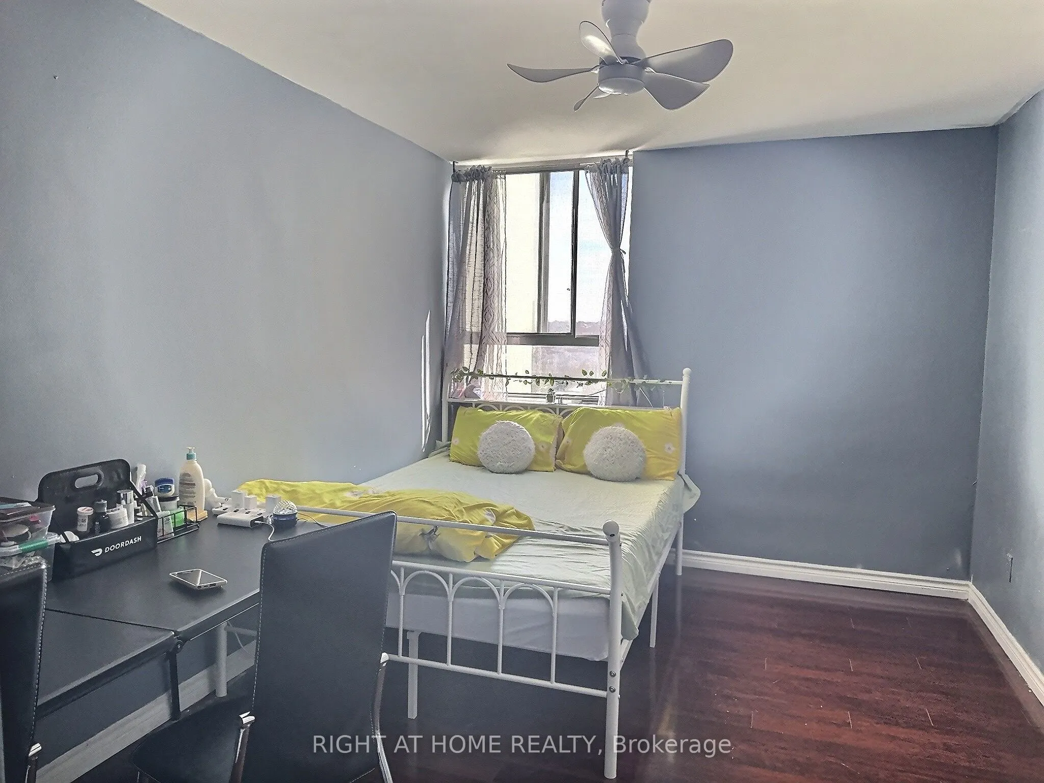 1 Massey Square #1202