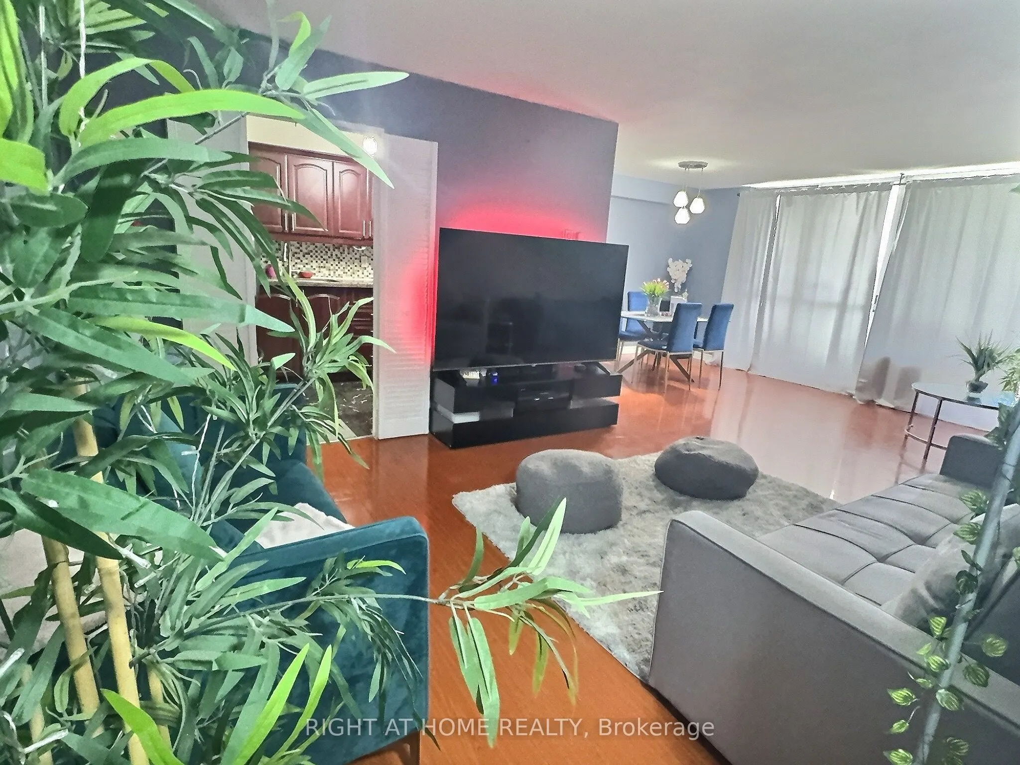 1 Massey Square #1202