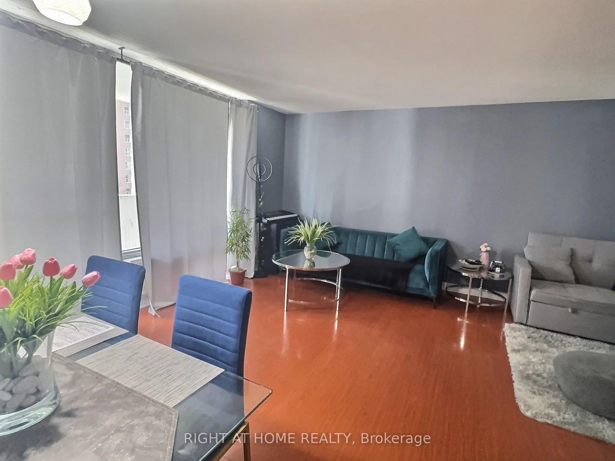 1 Massey Square #1202