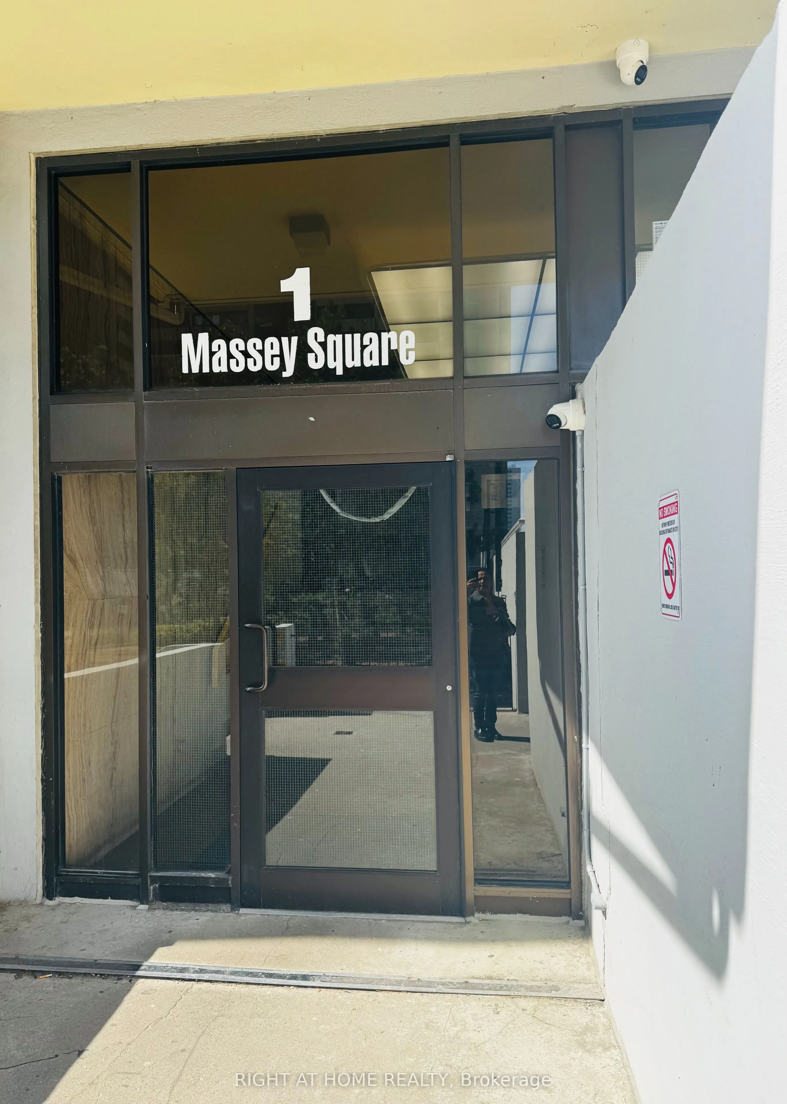 1 Massey Square #1202