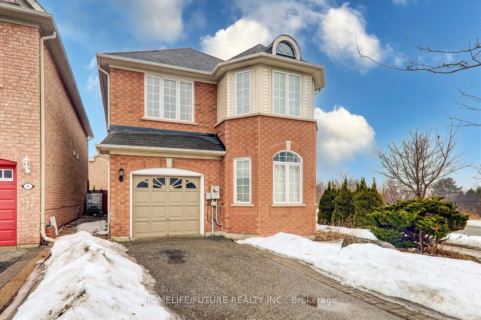 10 Gristone Crescent, #Main