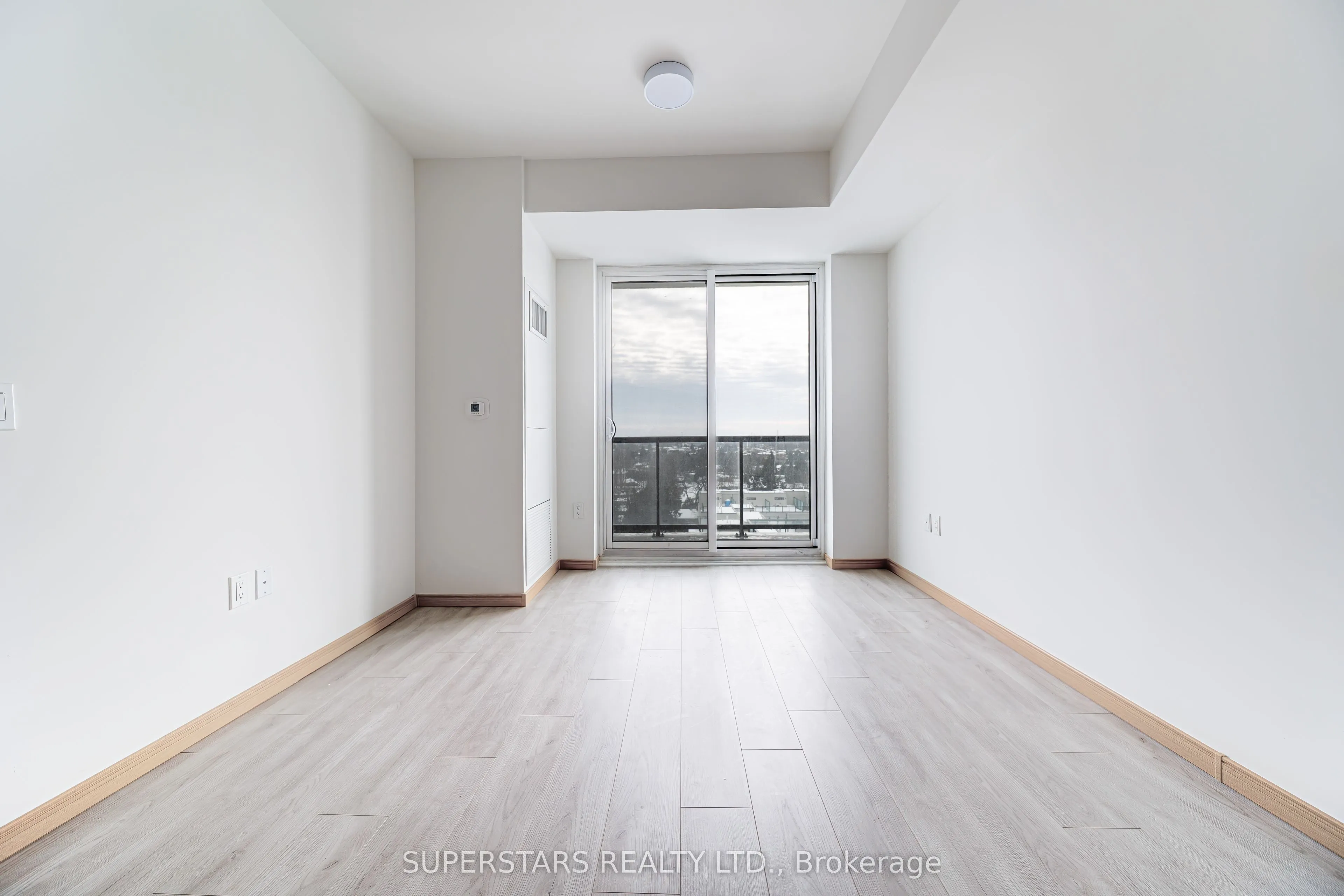3429 Sheppard Avenue E #915