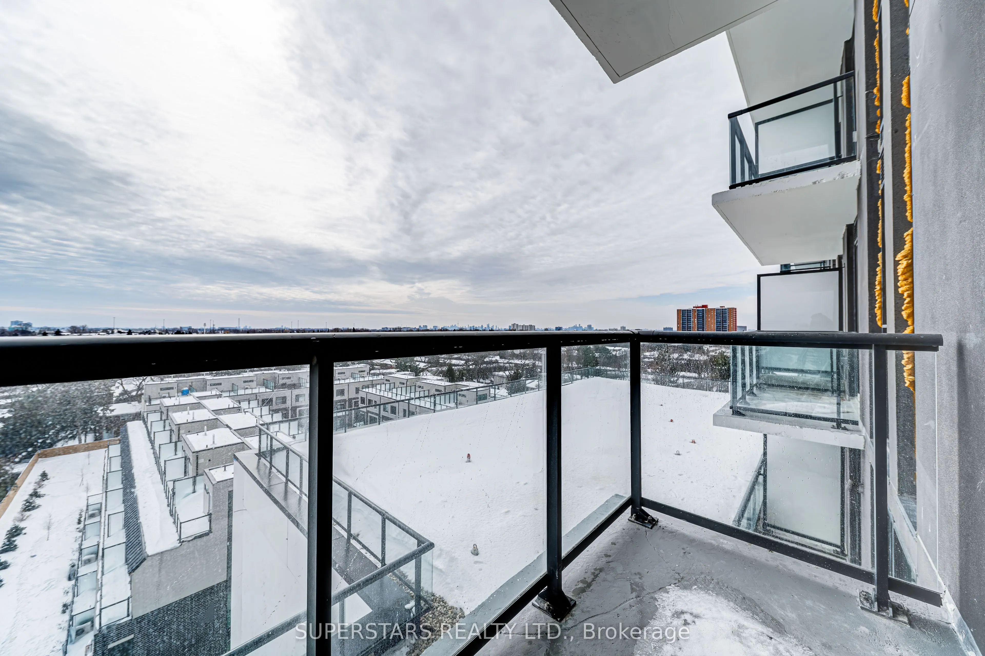3429 Sheppard Avenue E #915