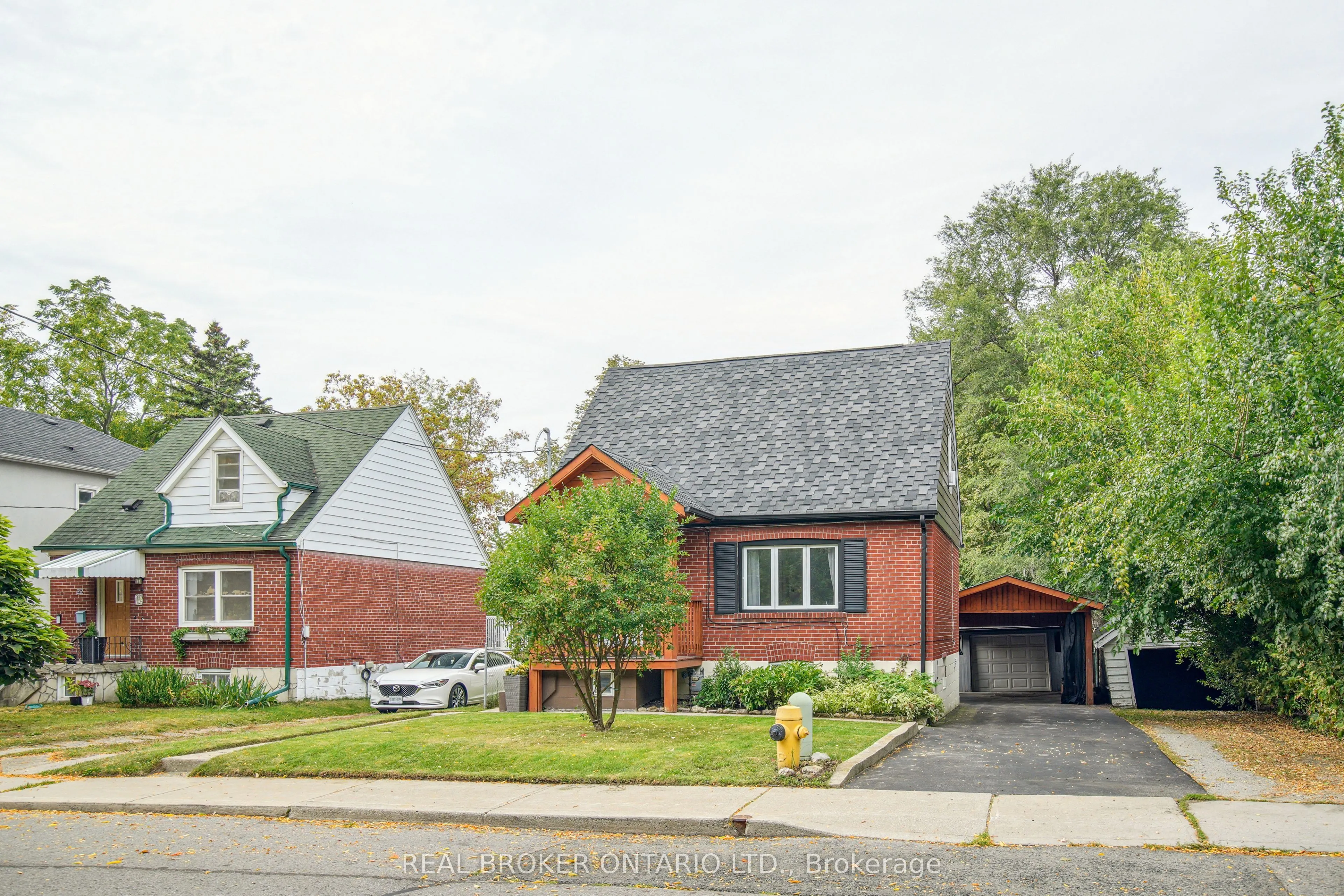 24 Glenburn Avenue, #Lower