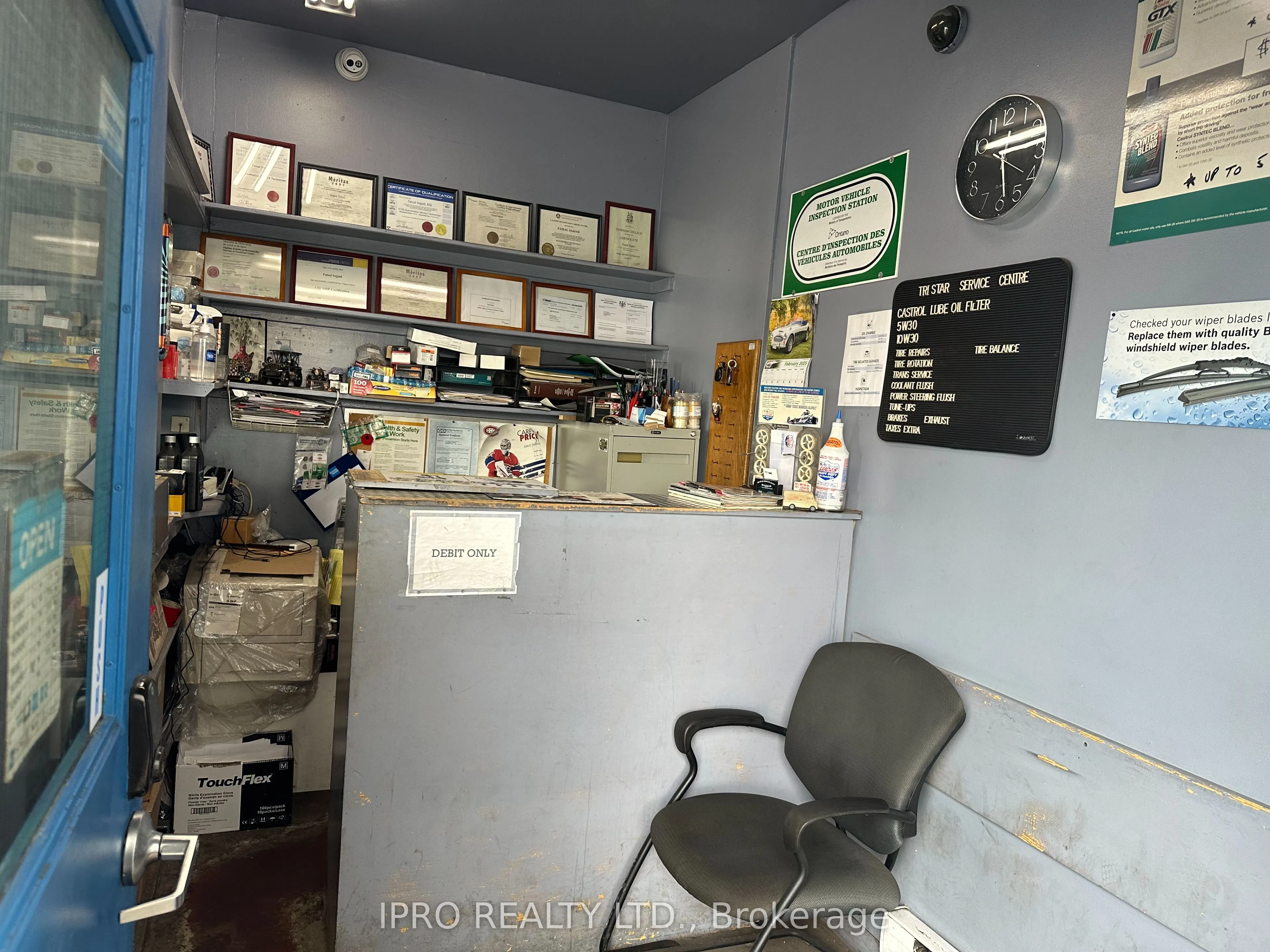 933 Warden Avenue