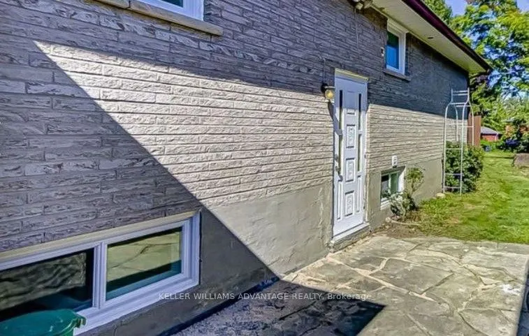 61 Galloway Road E