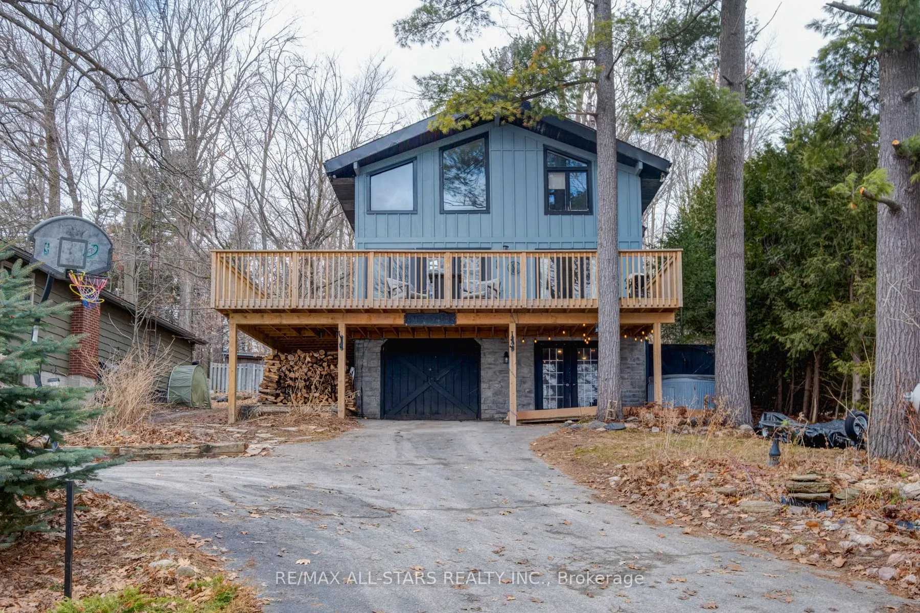 126 Pine Point Lane