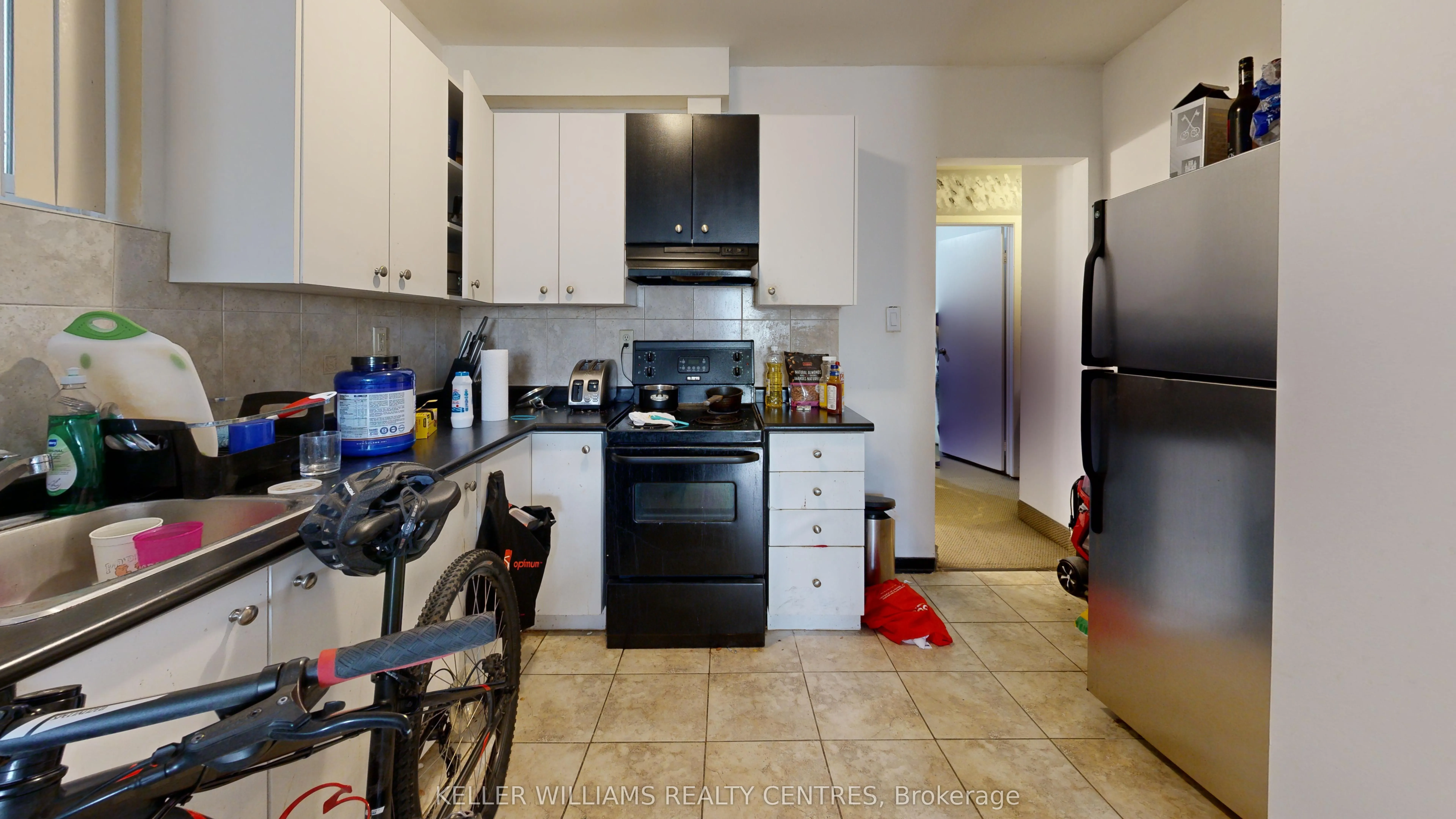 10 Ivy Avenue