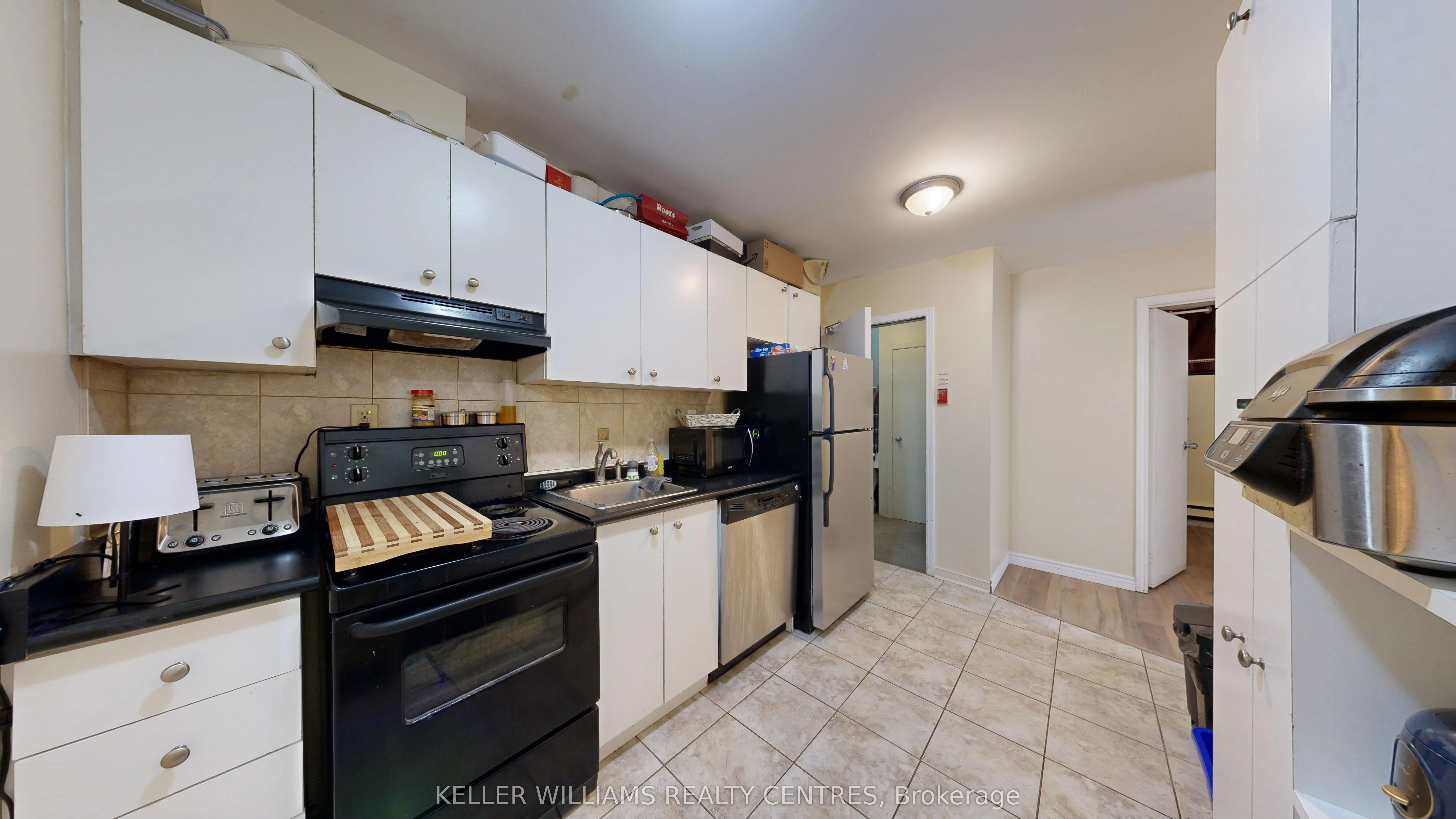 10 Ivy Avenue