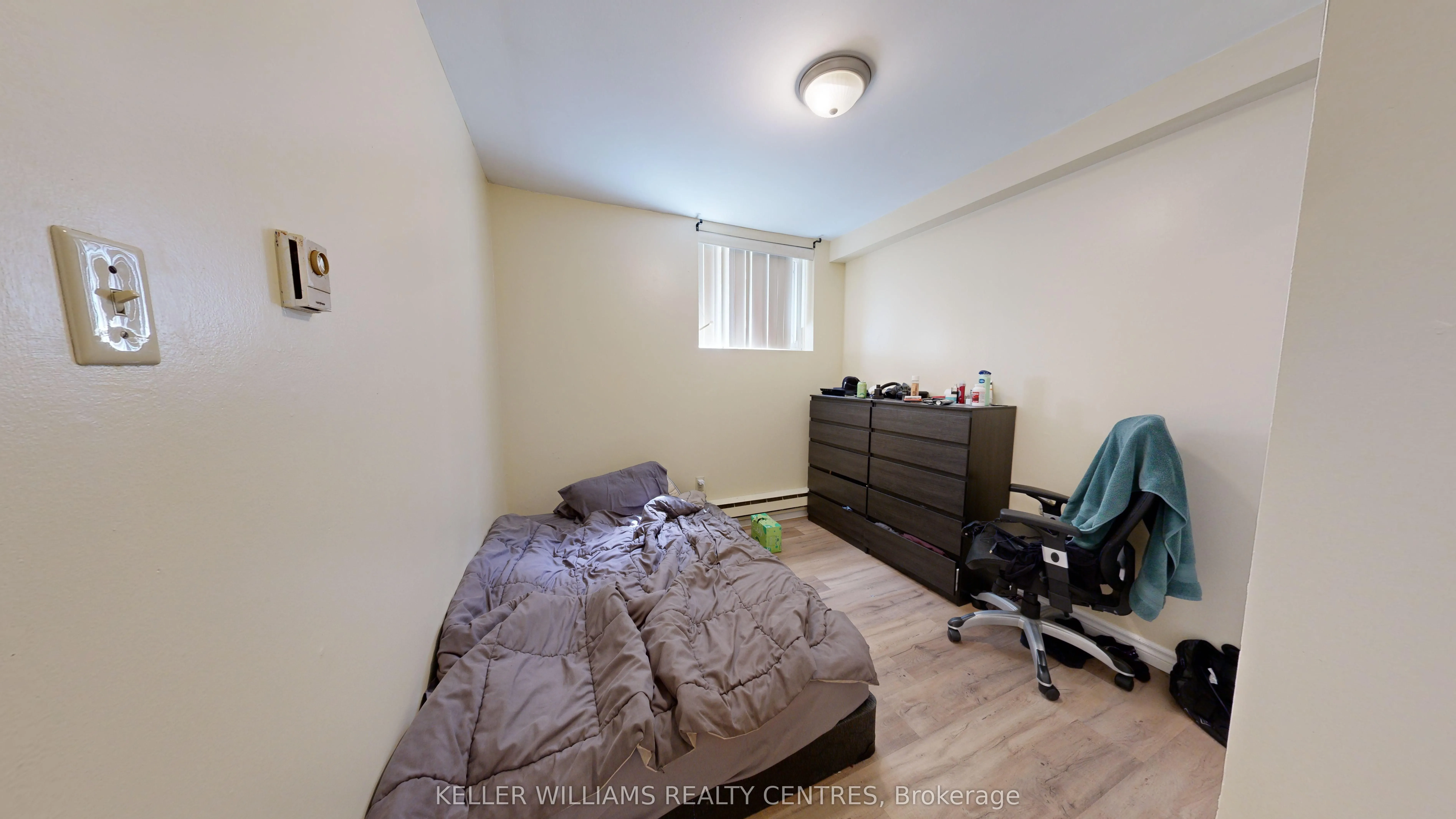 10 Ivy Avenue