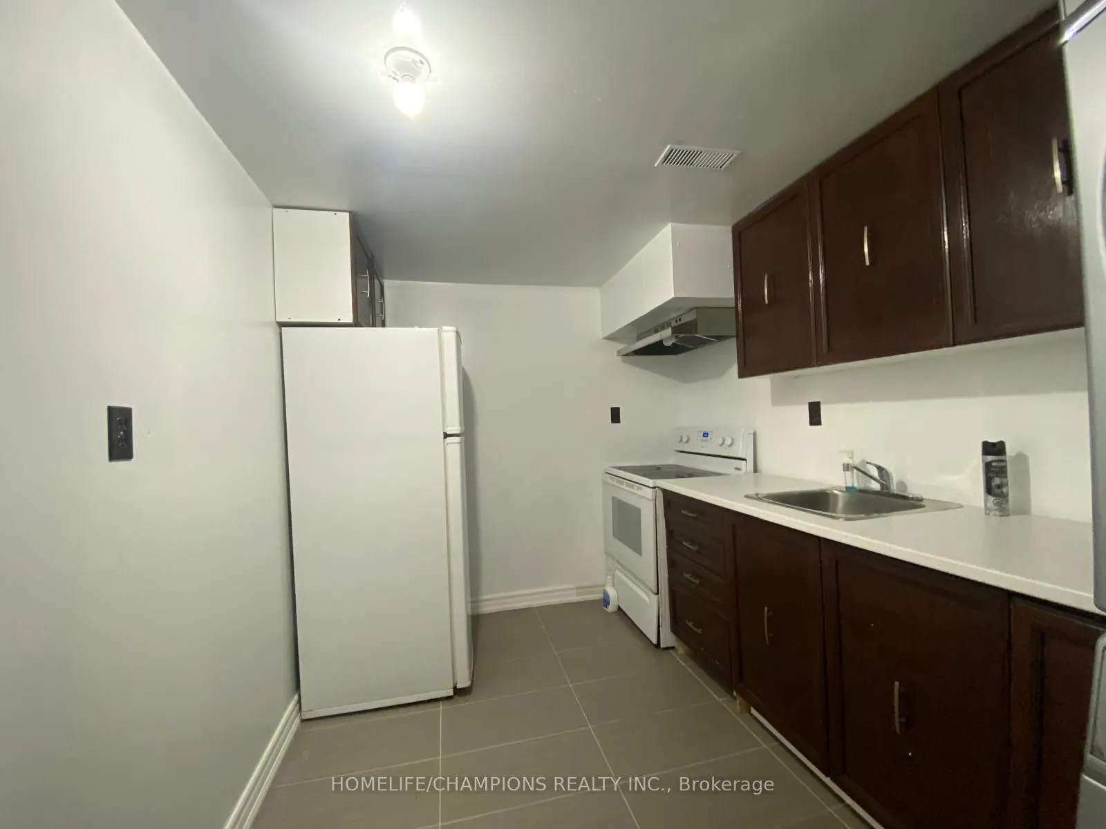 46 Canmore Boulevard
