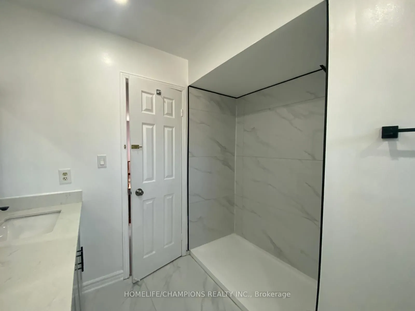 46 Canmore Boulevard