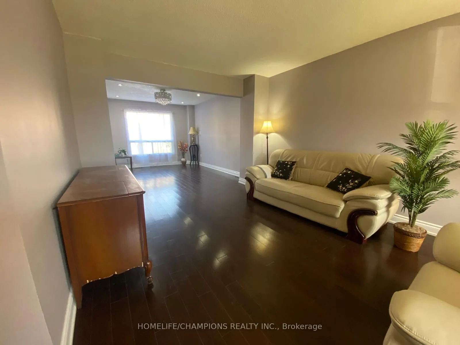 46 Canmore Boulevard