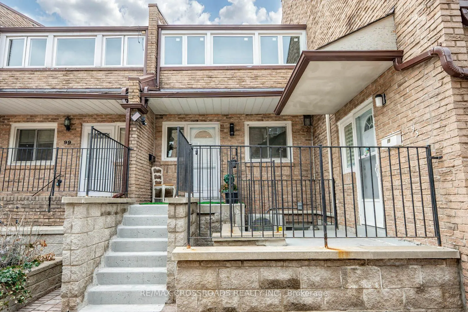 50 Scarborough Golf Club Road, #97