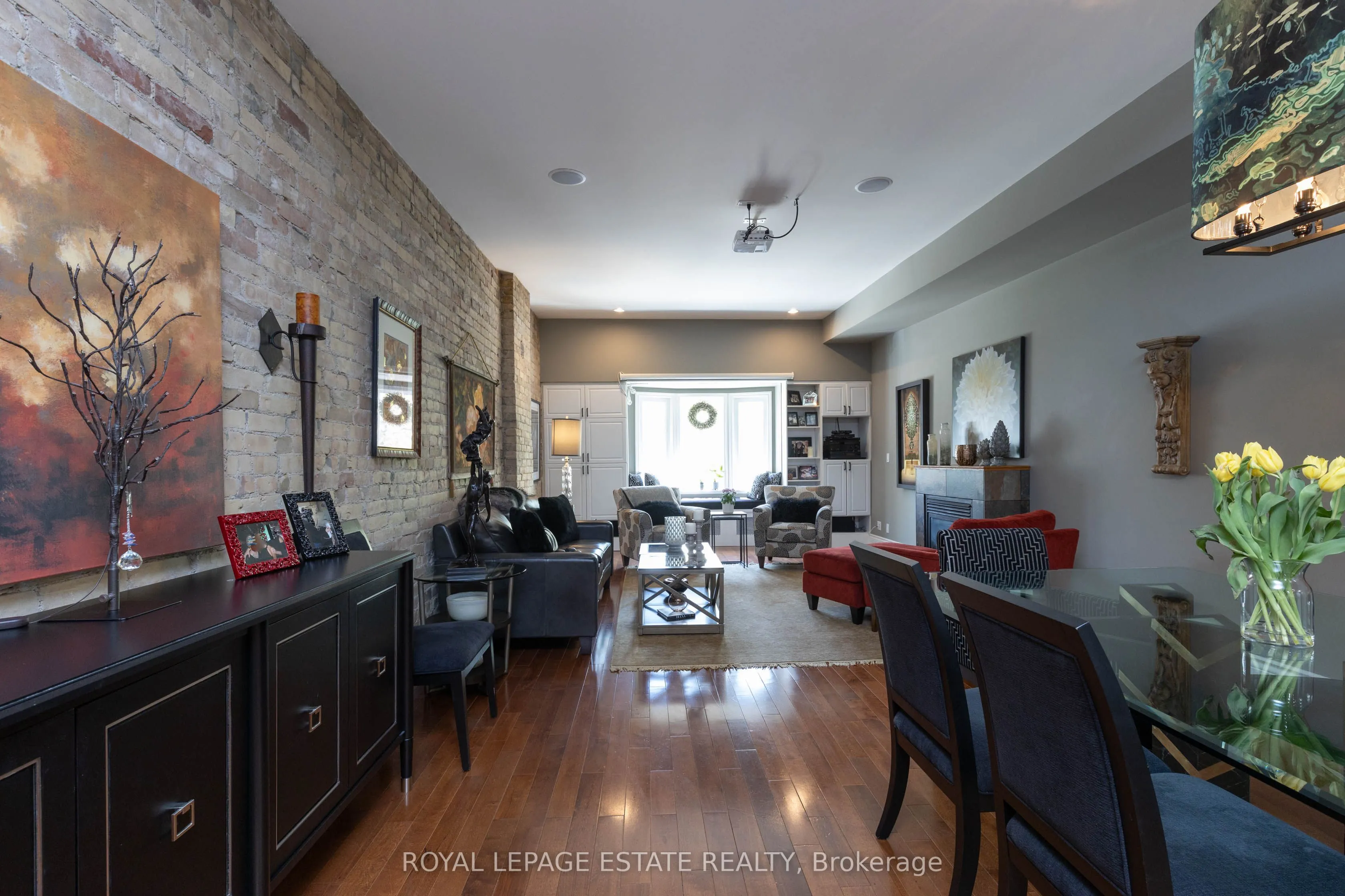 2184 Queen Street E