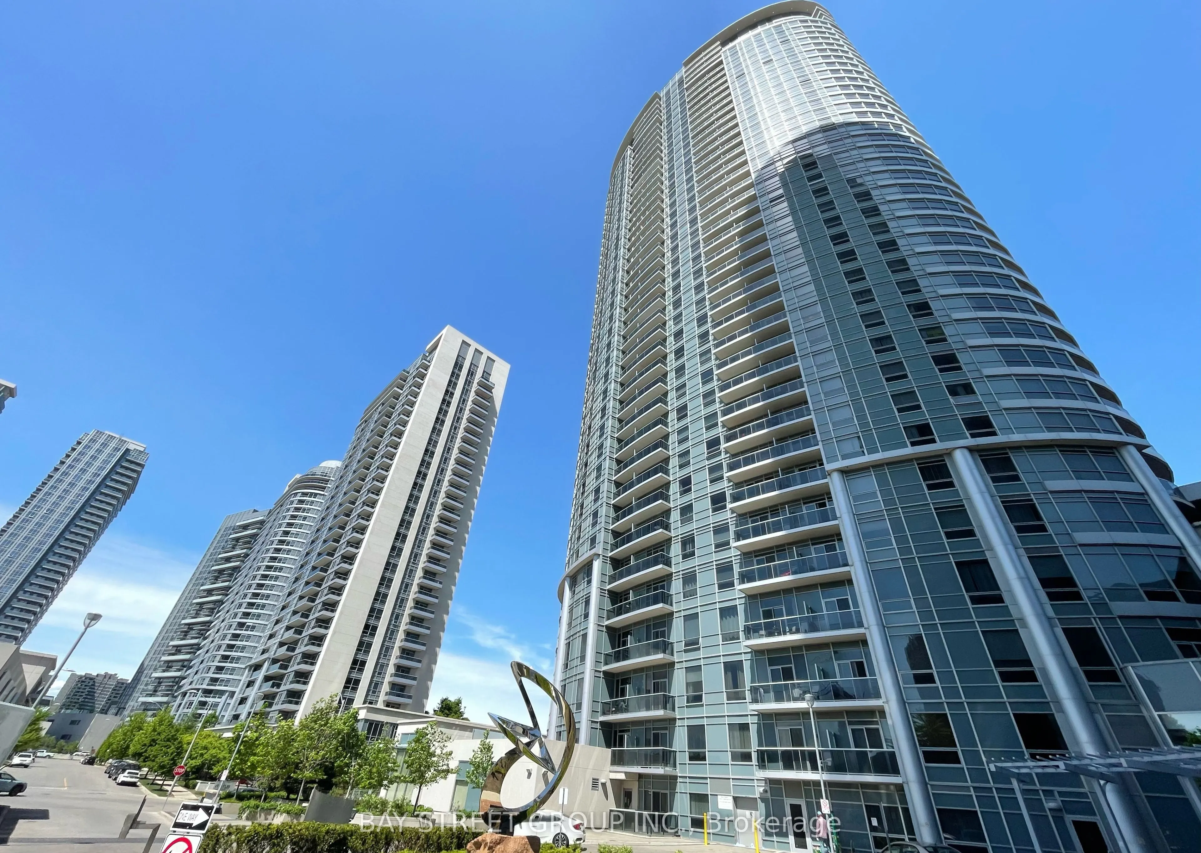 135 Village Green Square, #2325