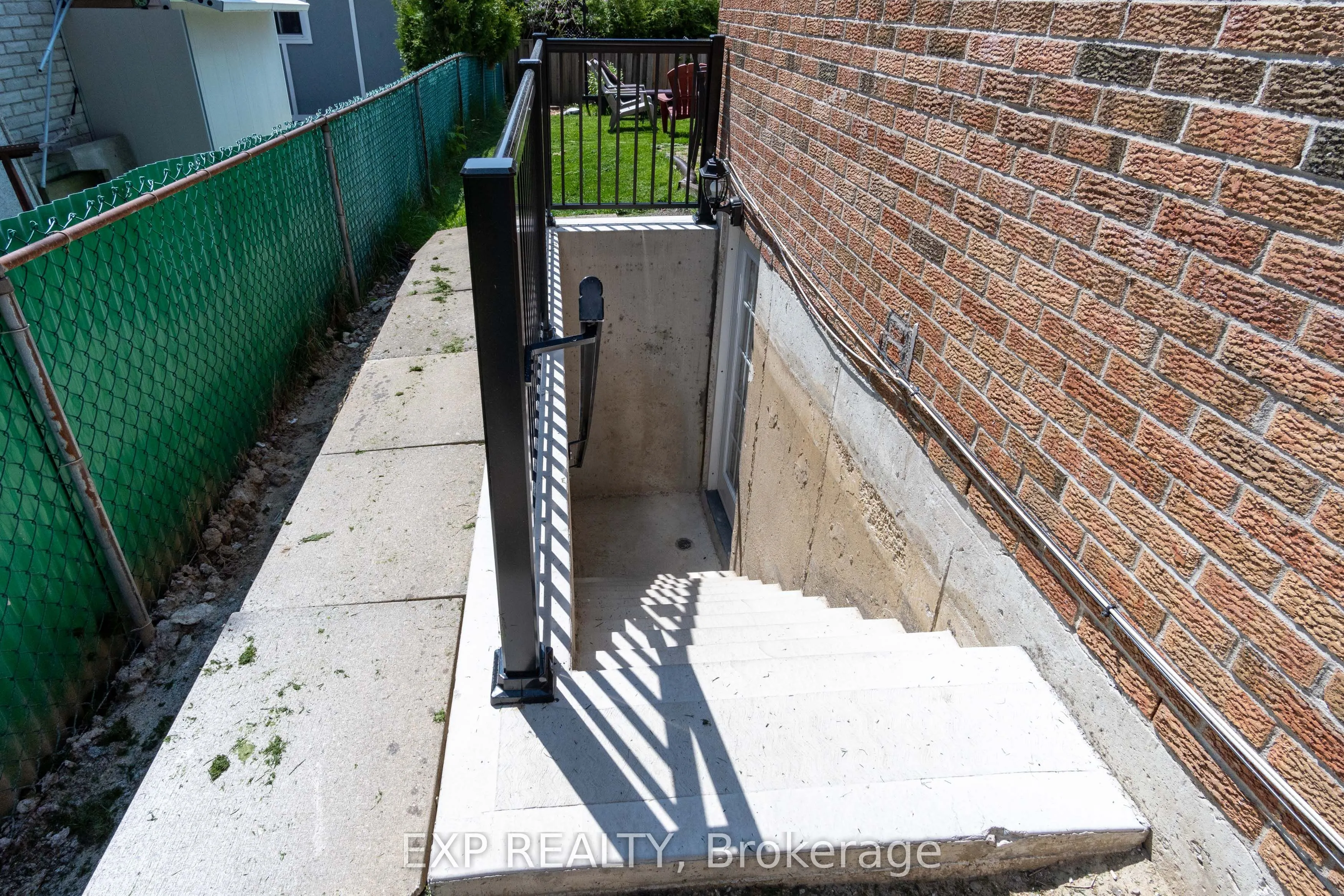 124 Bathgate Drive