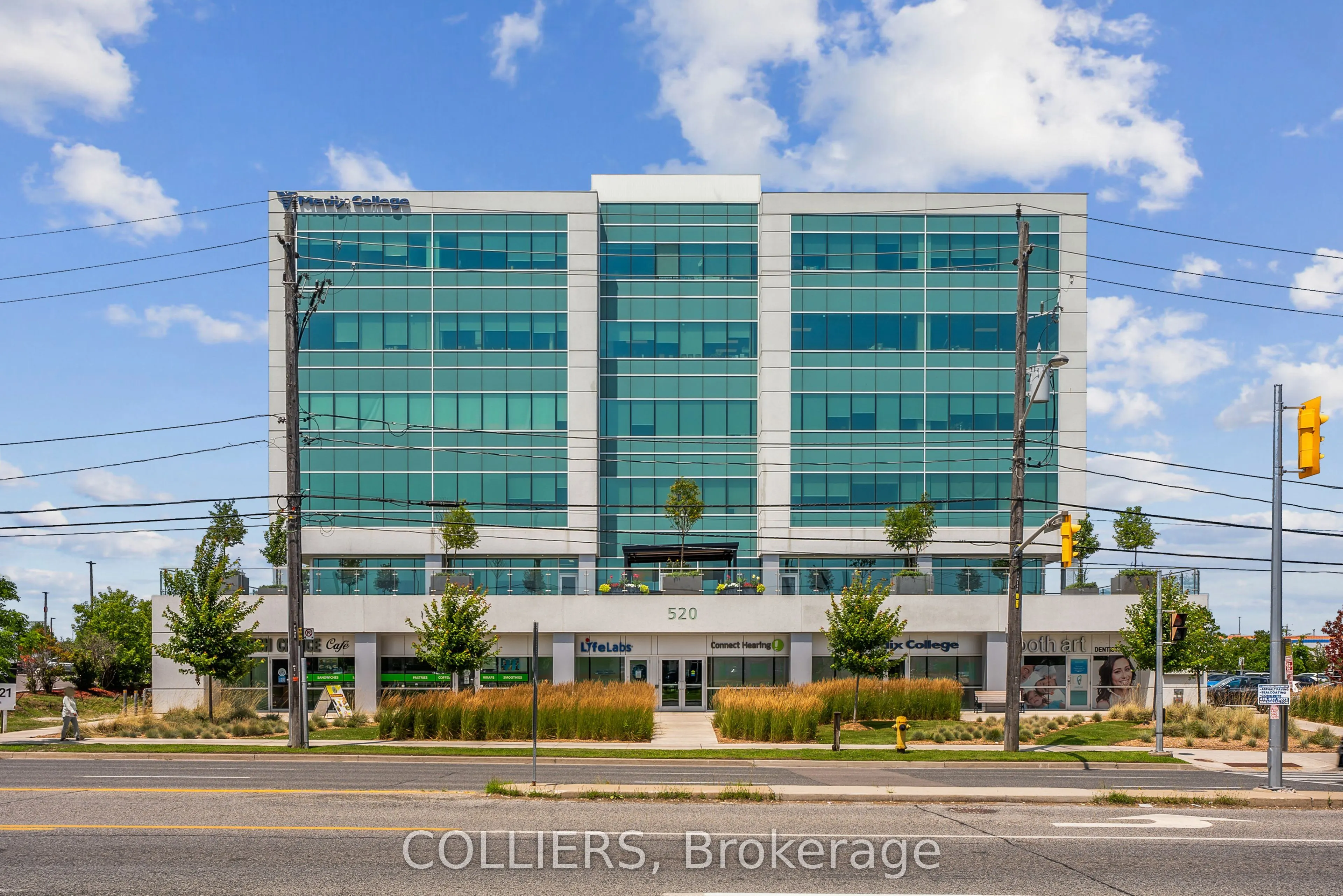 520 Ellesmere Road, #401