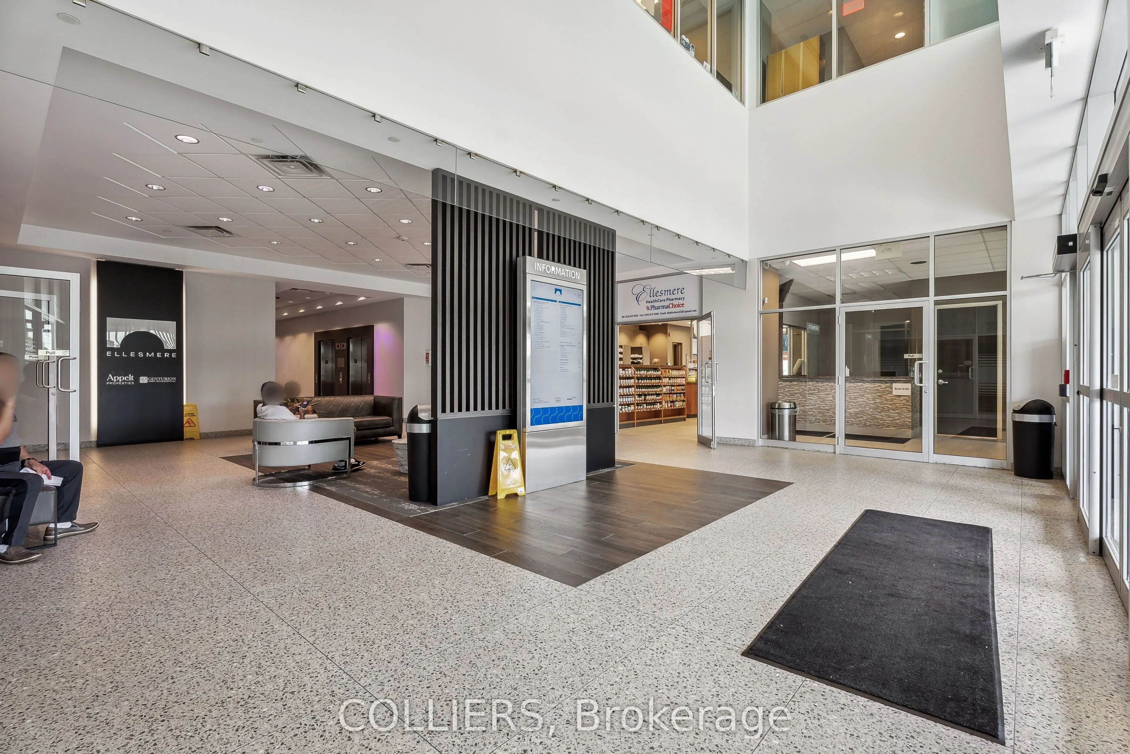 520 Ellesmere Road, #302