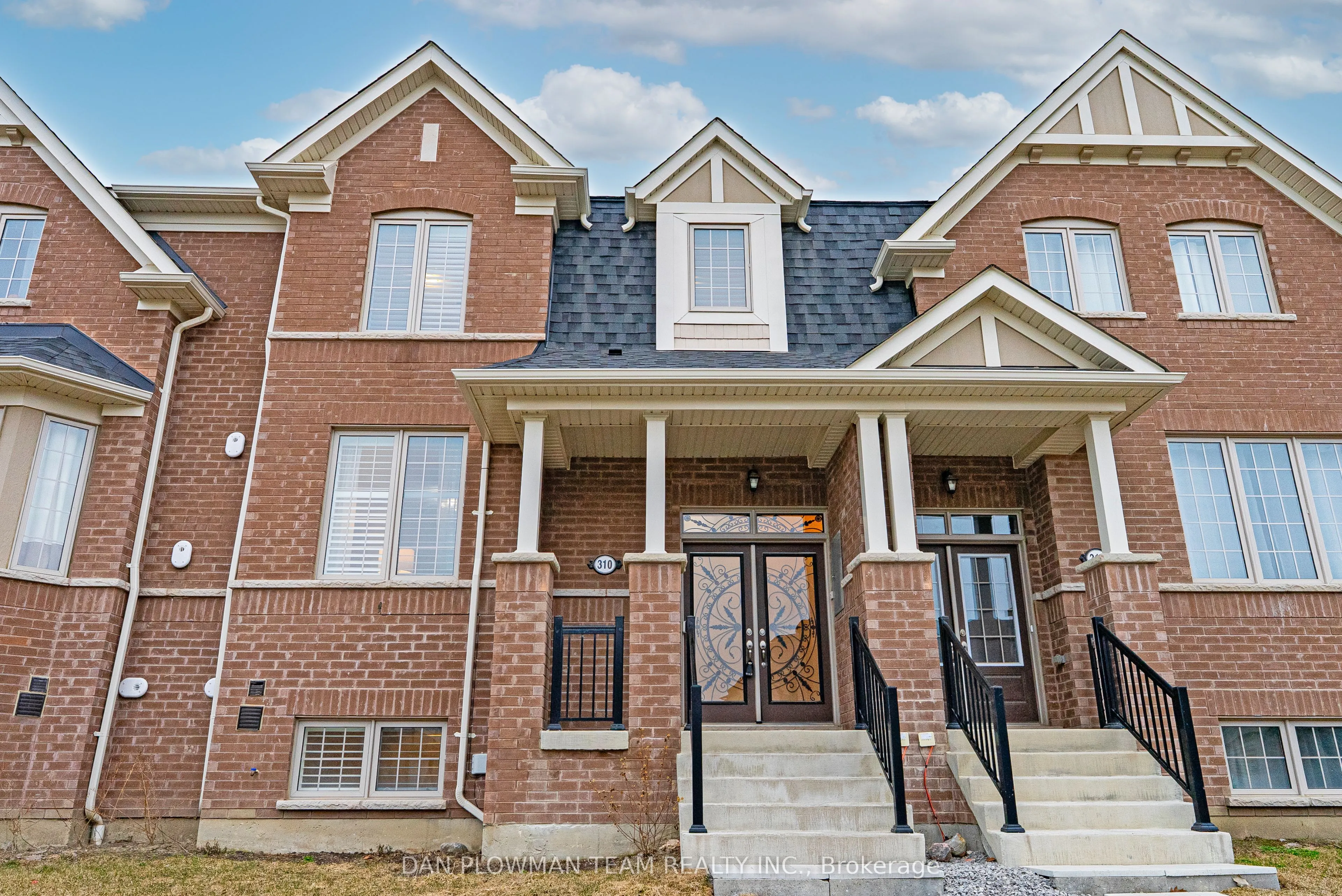 310 Coronation Road