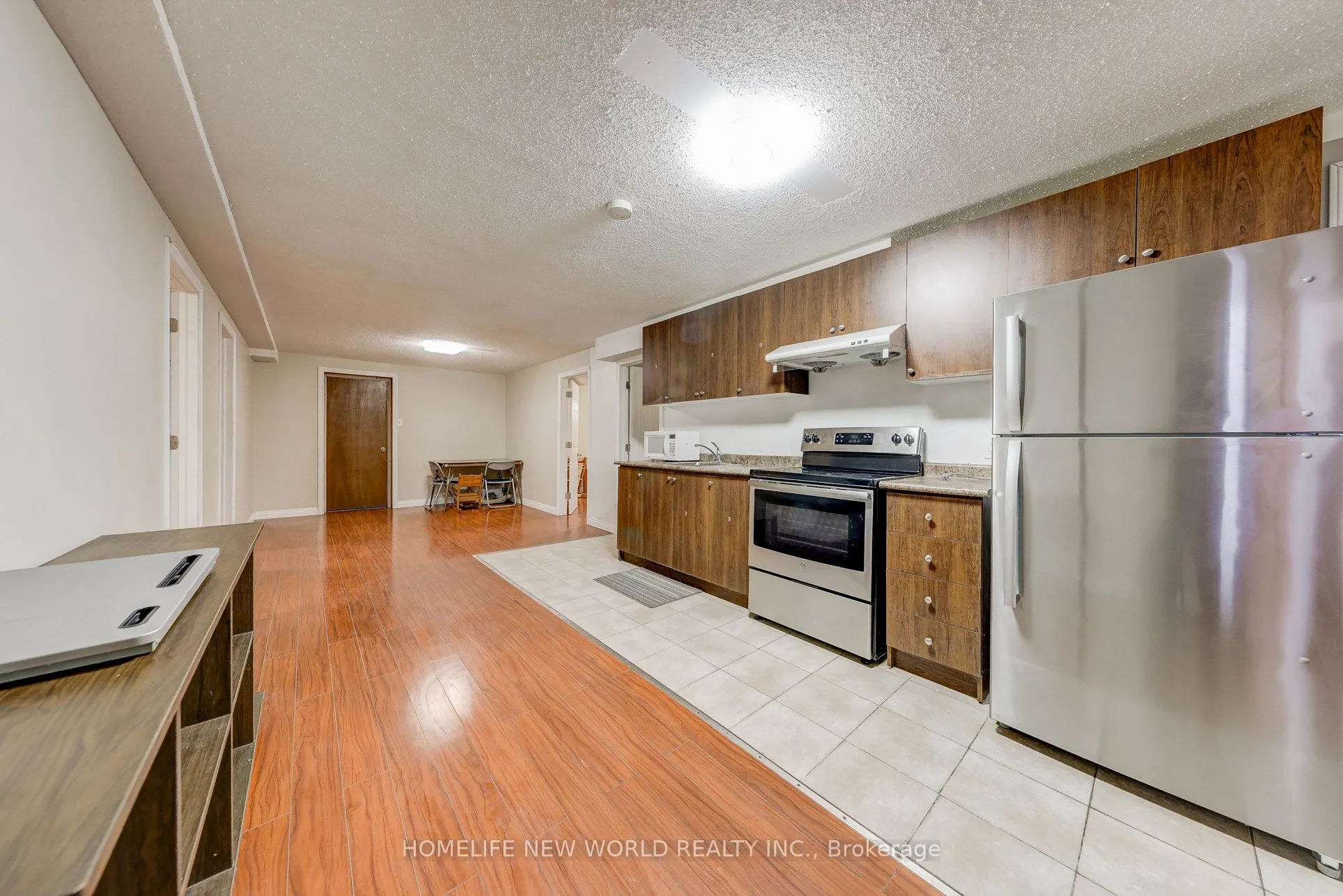 3435 Ellesmere Road